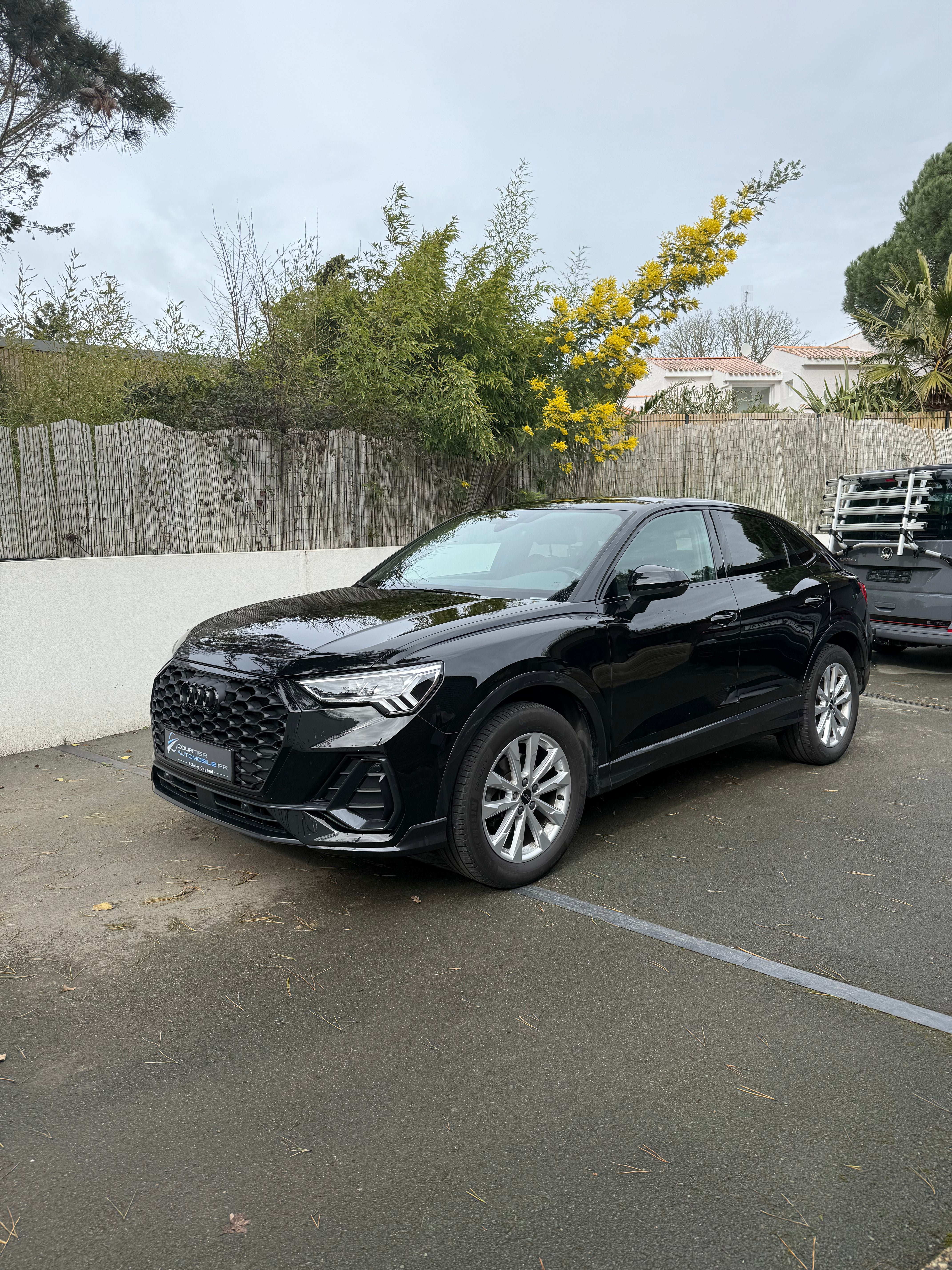 Acheter sa voiture ou Location longue durée ?