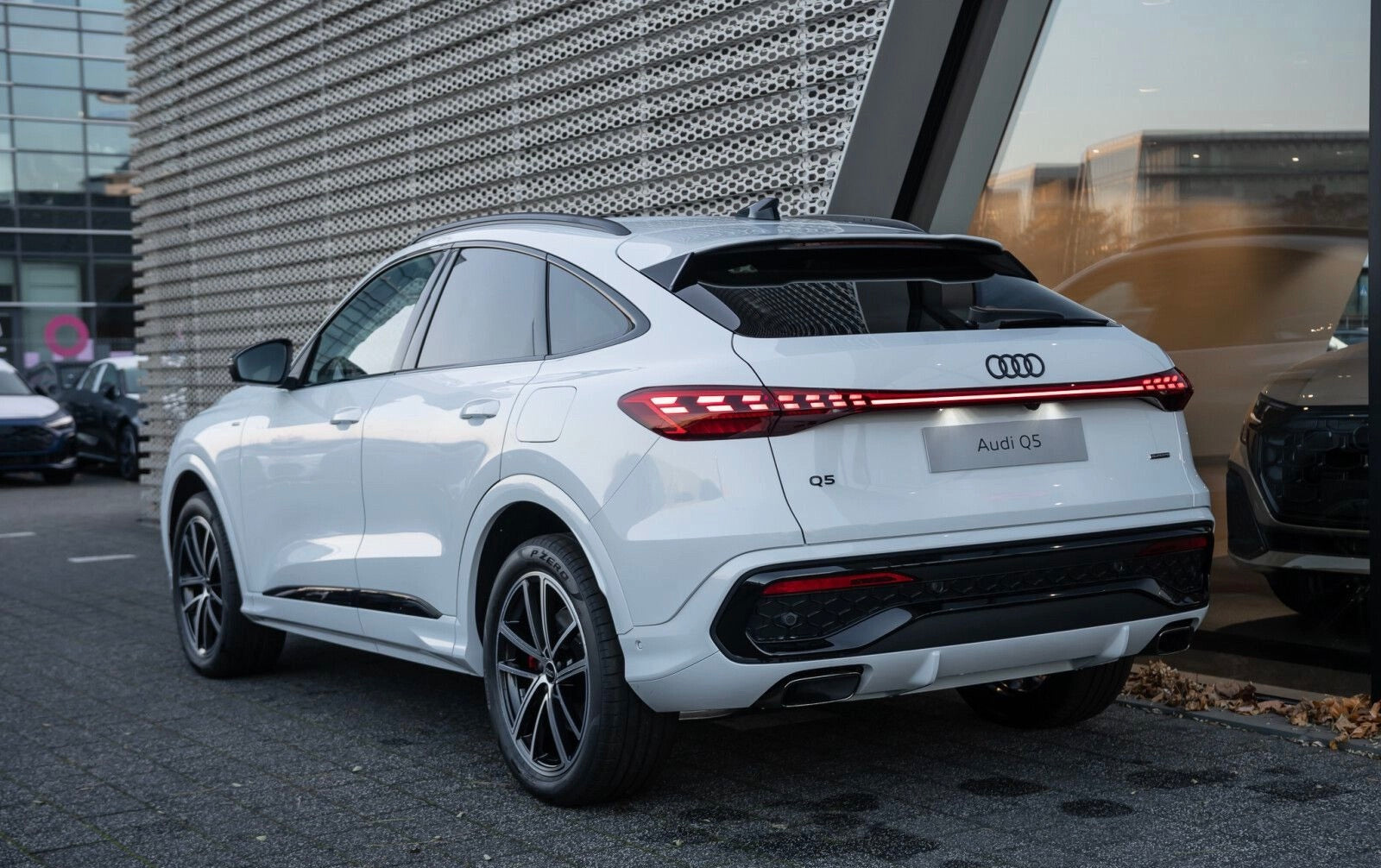 Nouvelle Audi Q5 Sportback eHybrid 299ch Quattro S-Tronic