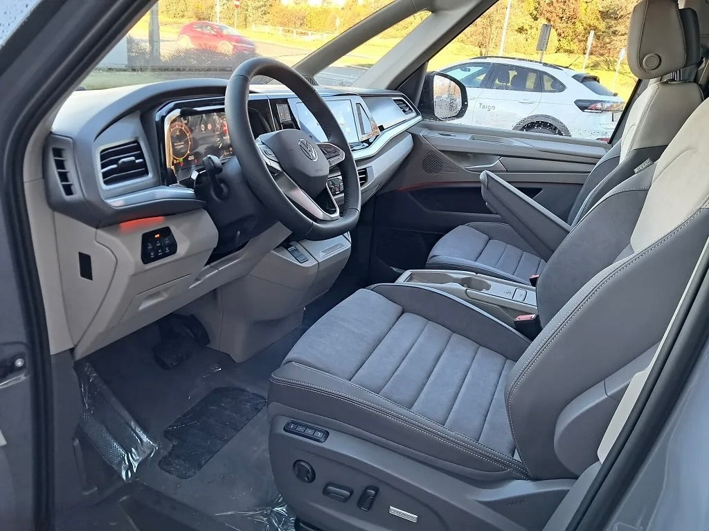 Volkswagen T7 Mutlivan Life 2.0 Tsi