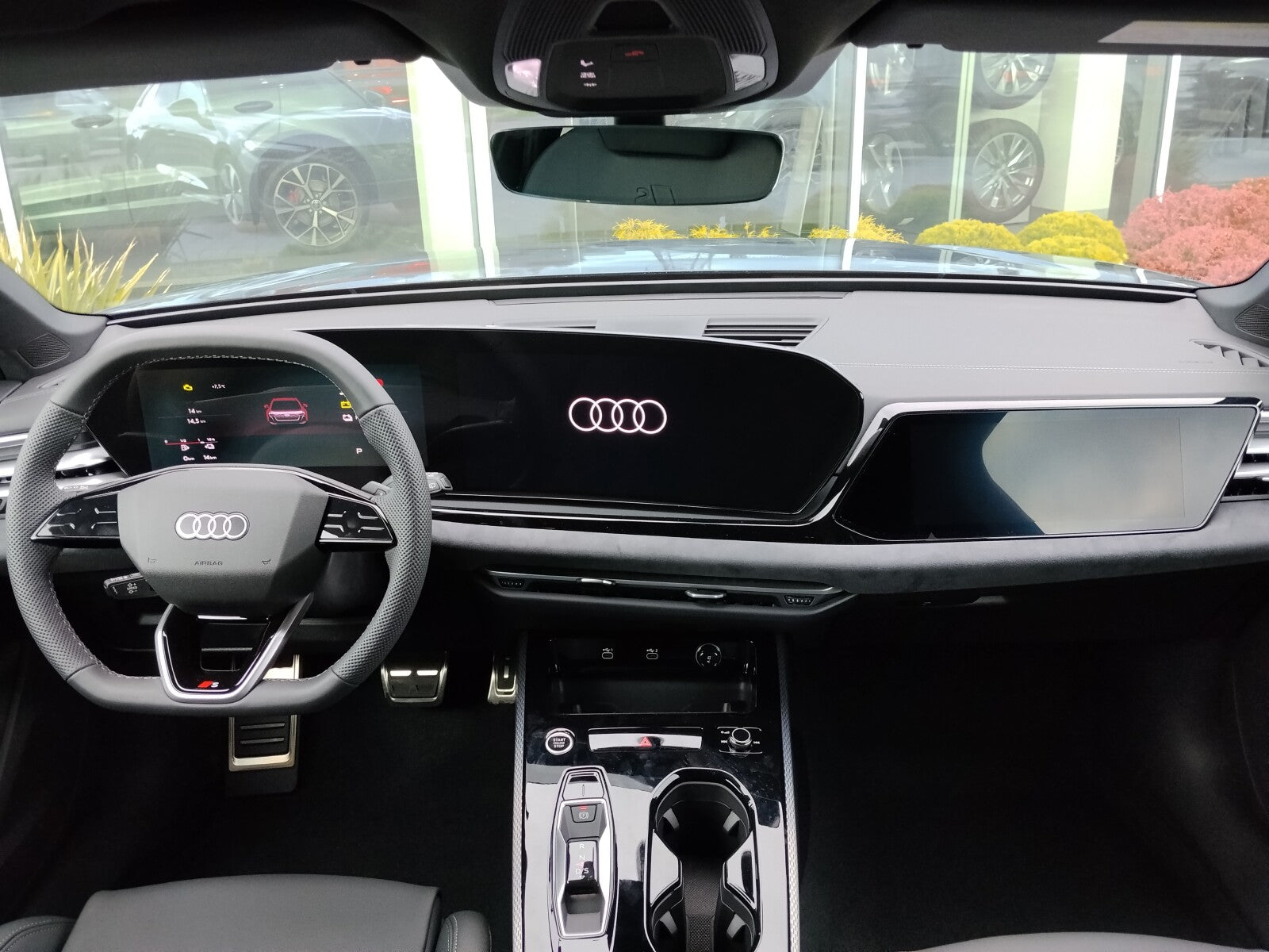 Nouvelle Audi A5 Avant S-Line eHybrid 299ch