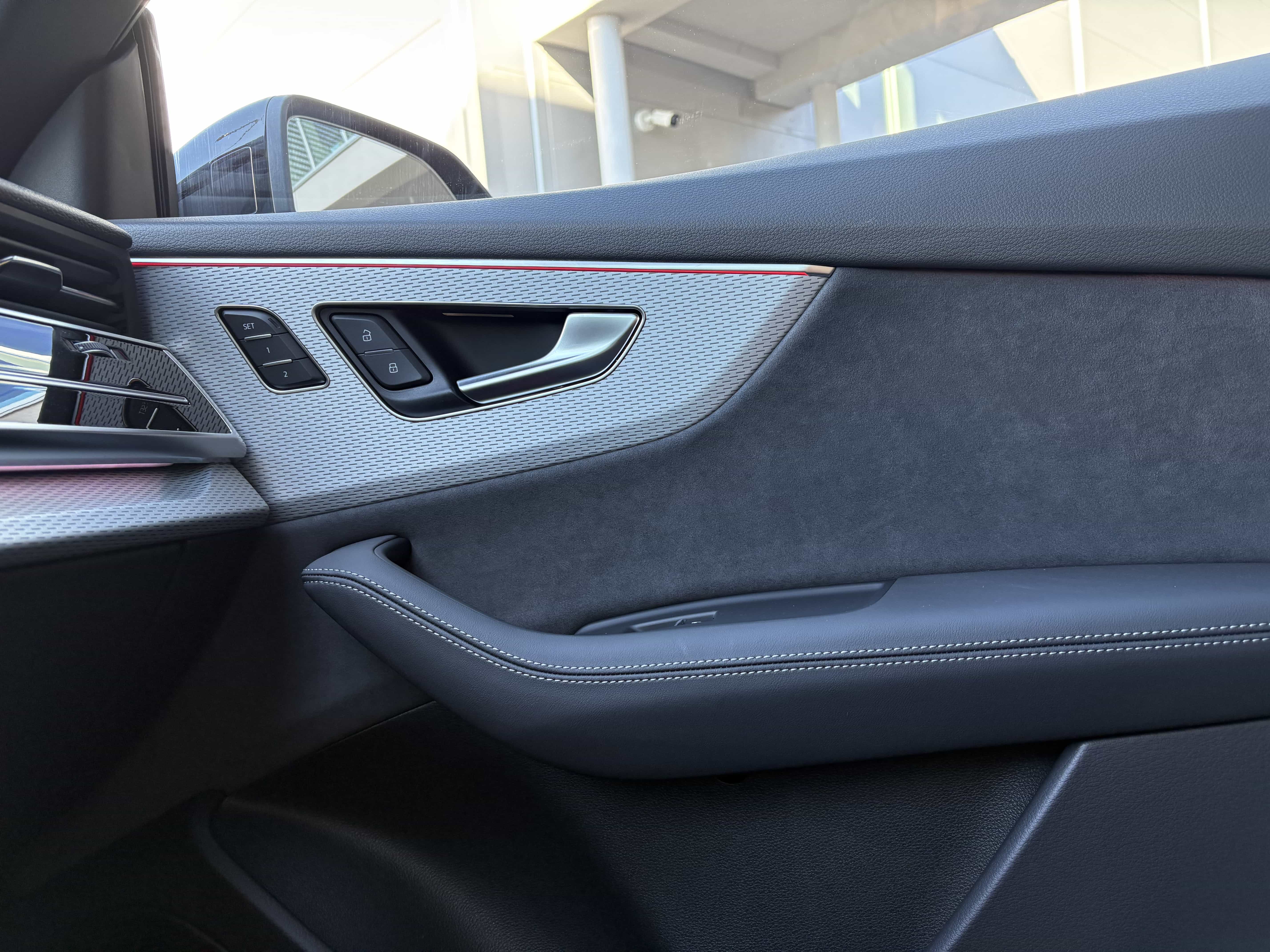 Nouveau Audi Q8 Competition 490ch TFSI e Hybride rechargeable Quattro