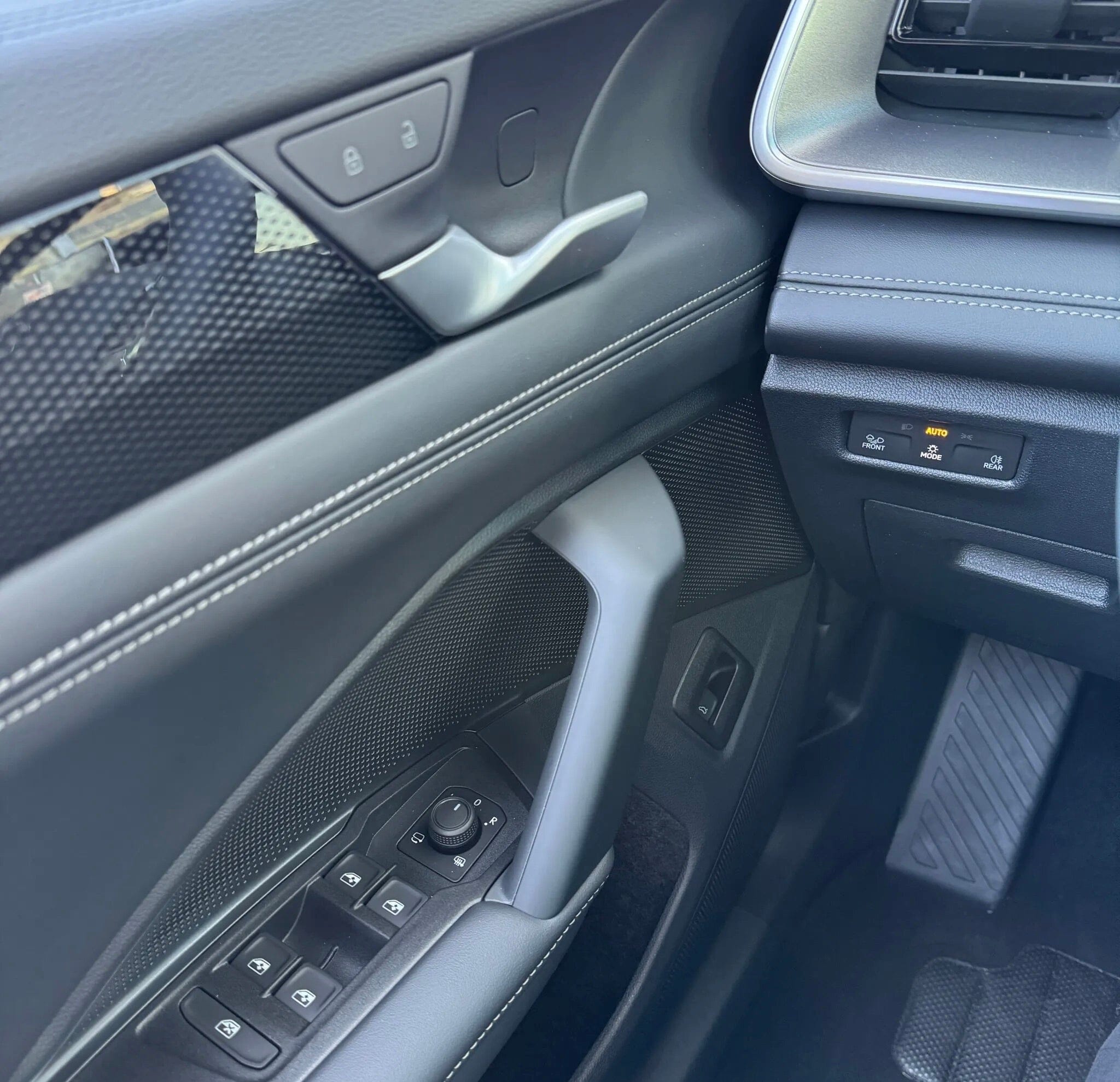 Volkswagen TAYRON Life Plus Edition 2025