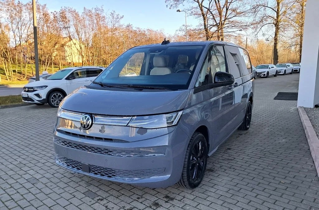 Volkswagen T7 Mutlivan Life 2.0 Tsi