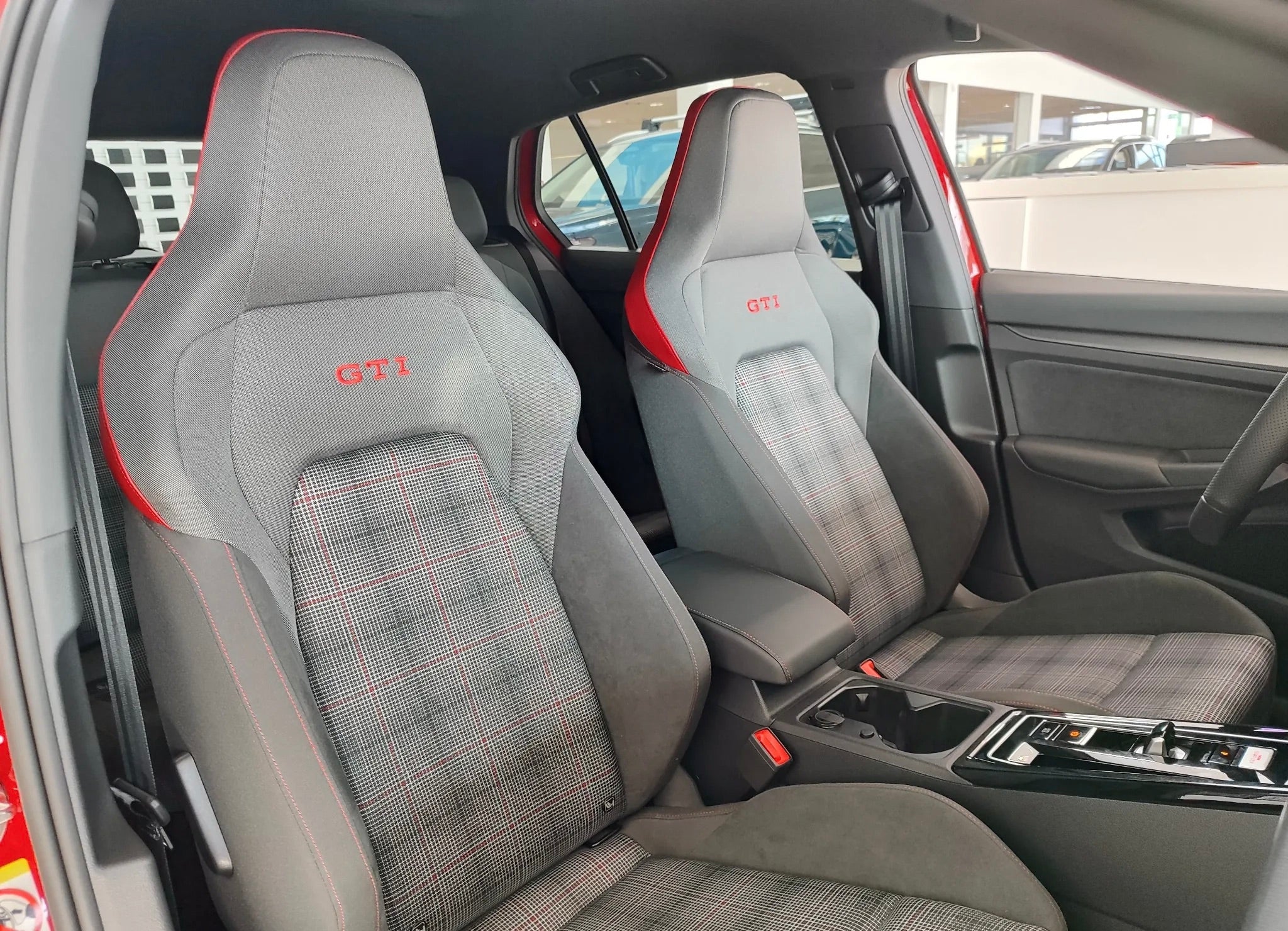 Volkswagen Golf 8 GTI restylée 265ch Courtierautomobile