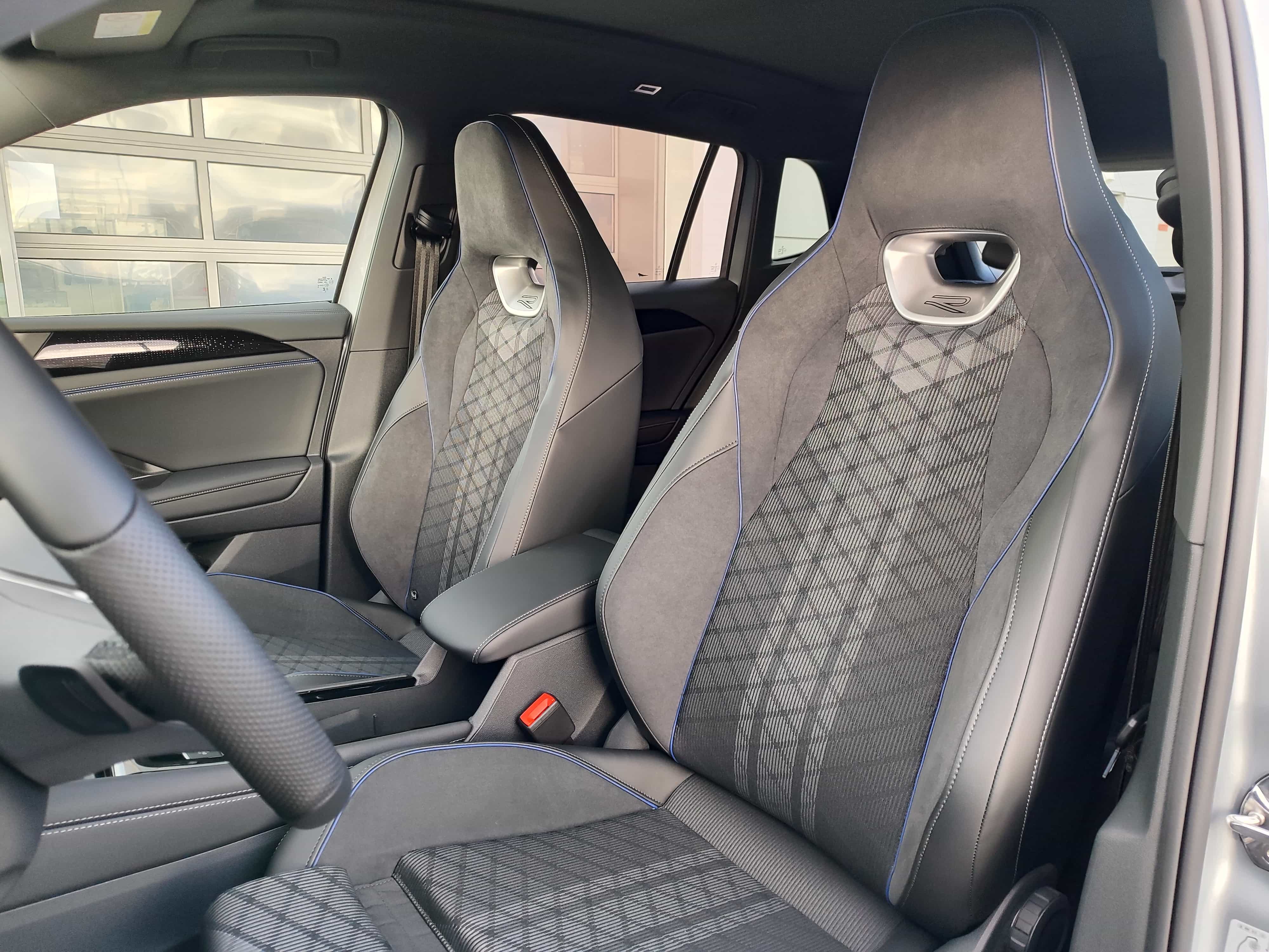 Nouveau VW Tiguan R-Line 272ch eHybrid Rechargeable neuf