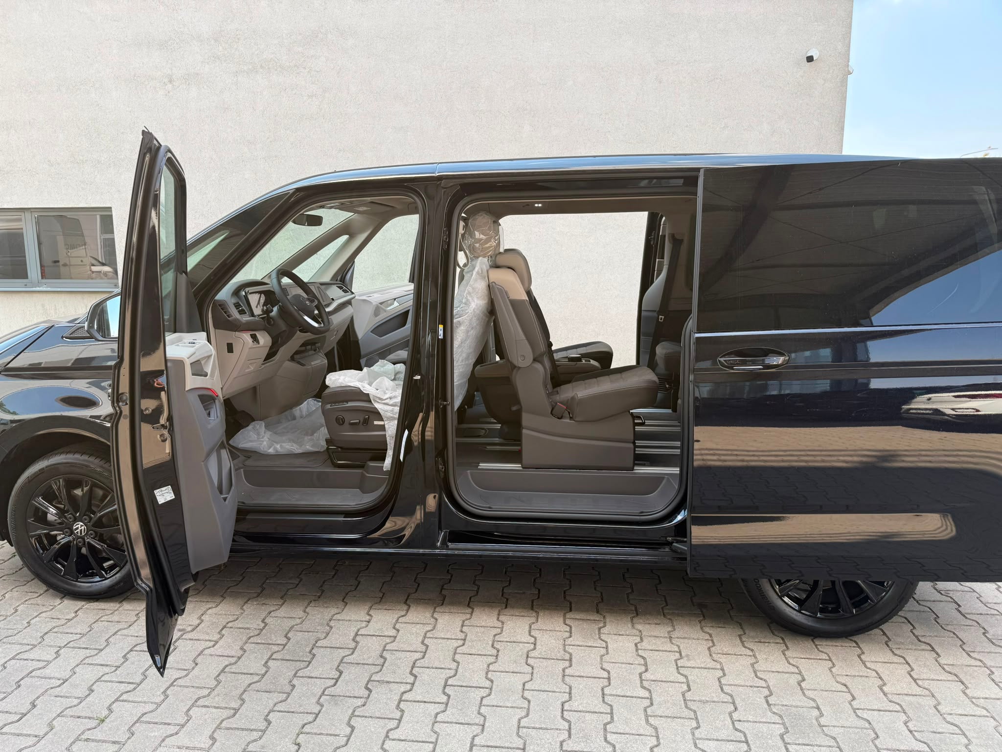 VW T7 Multivan Full options 2.0 tdi 150 DSG-7 sans aucun malus
