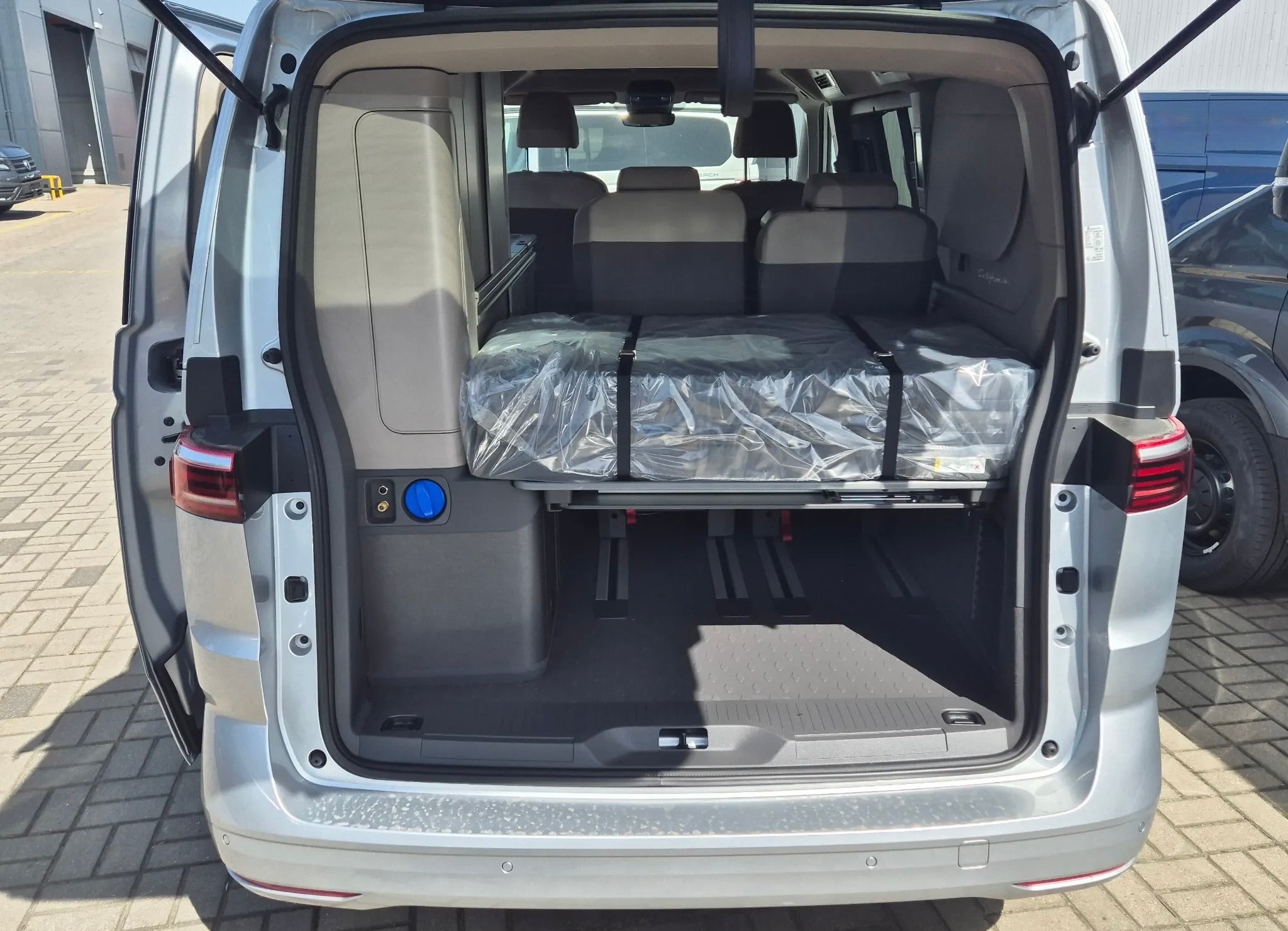 VW T7 California Coast Tdi 150 DSG-7 neuf -25%