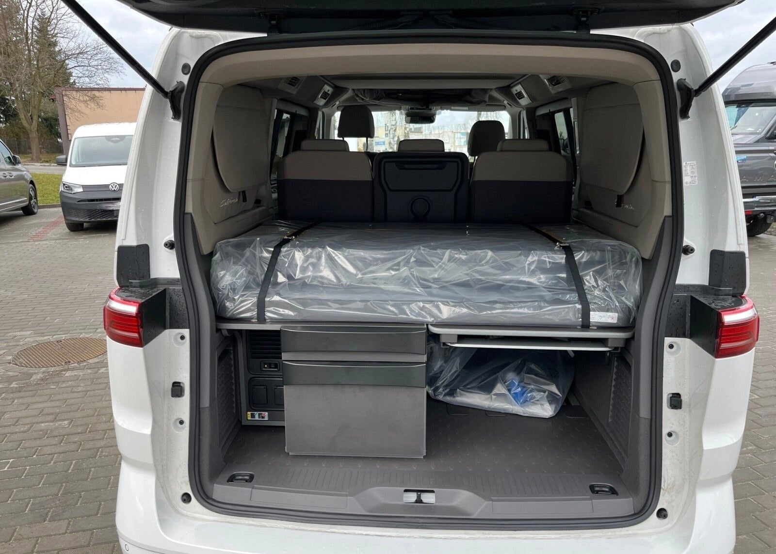 Nouveau VW T7 California Beach Camper Tdi 150 DSG-7