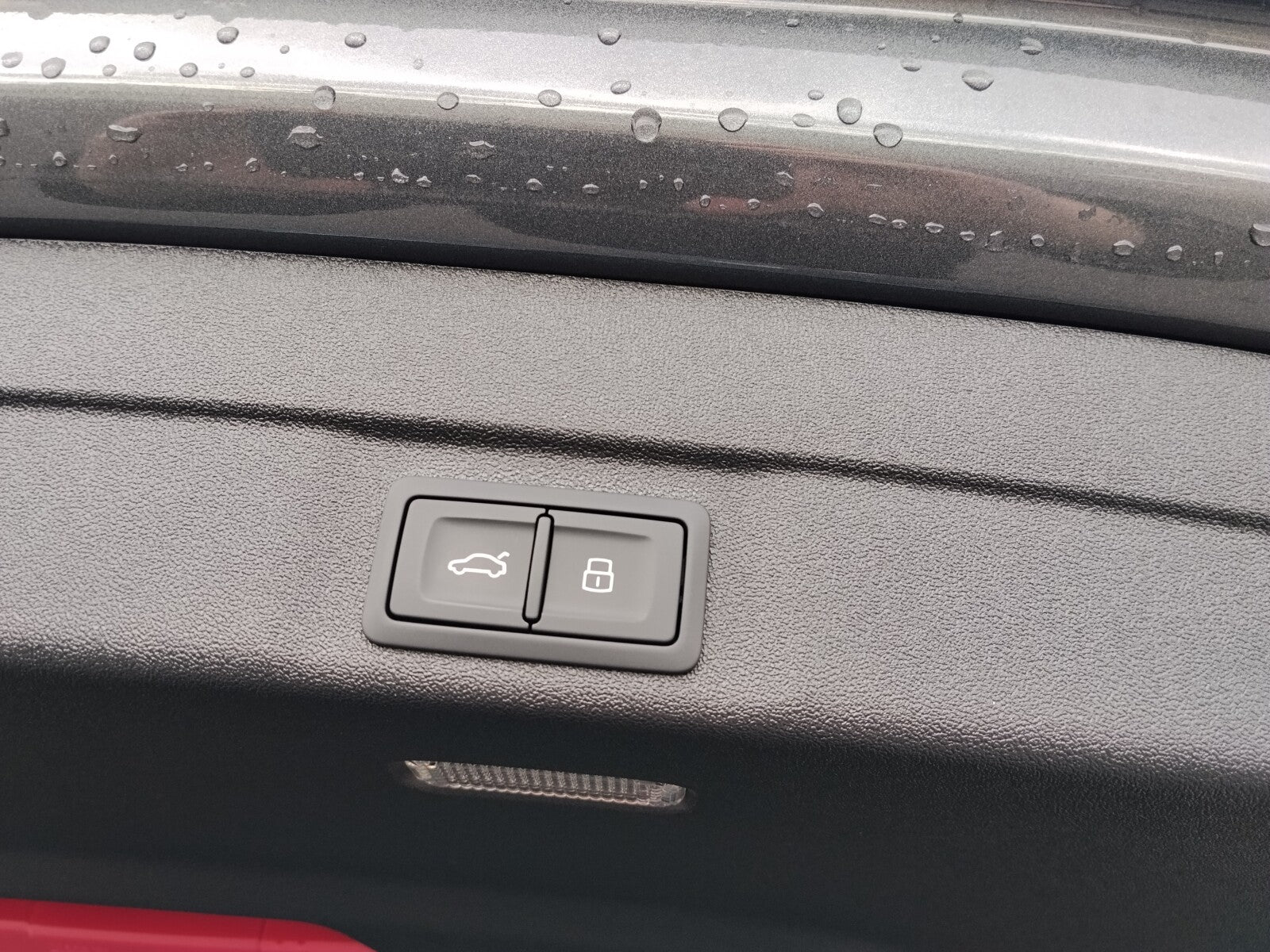 Nouvelle Audi A5 Avant S-Line eHybrid 299ch