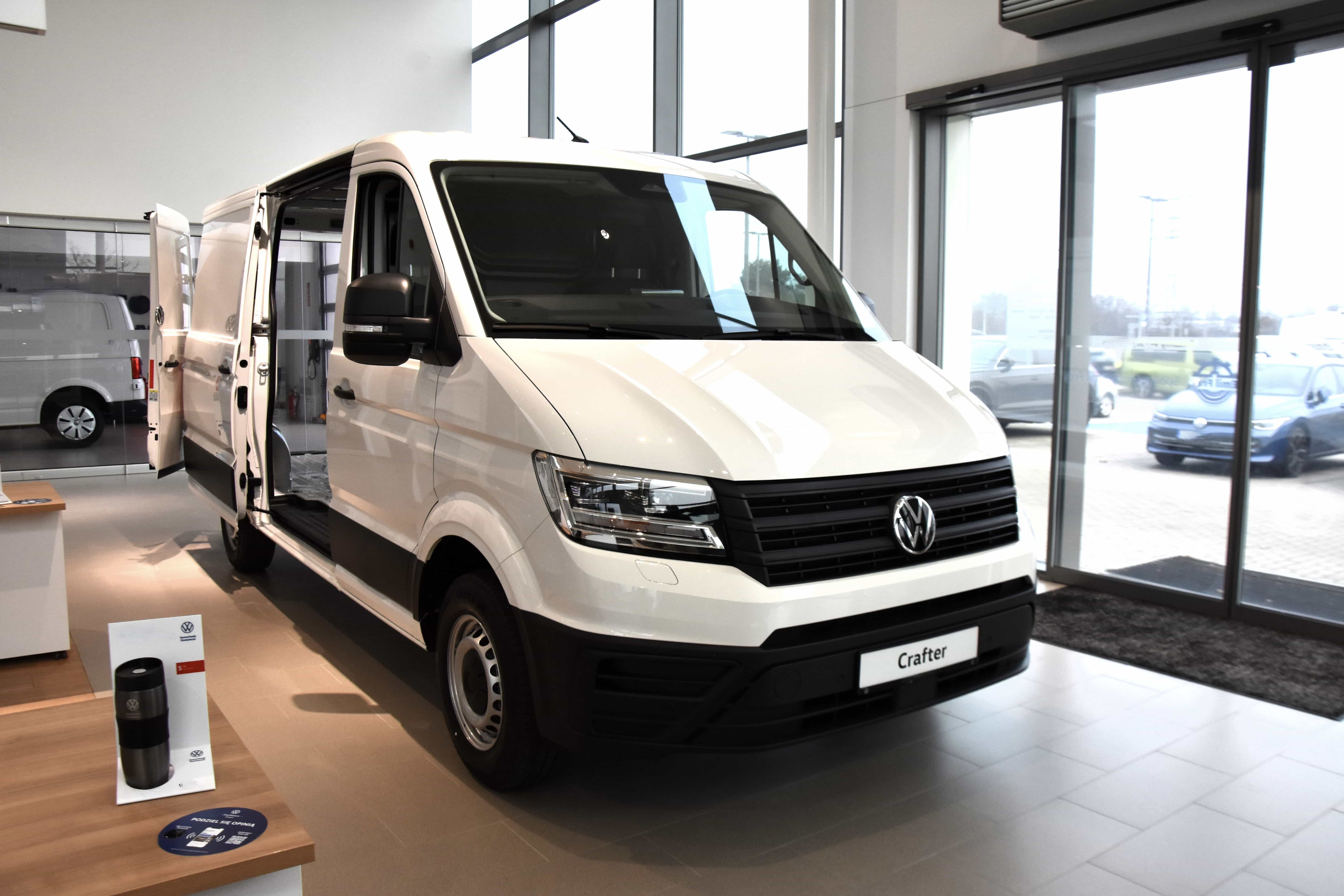 Volkswagen Crafter L2H2 Blanc en 2.0 tdi 140ch Courtierautomobile