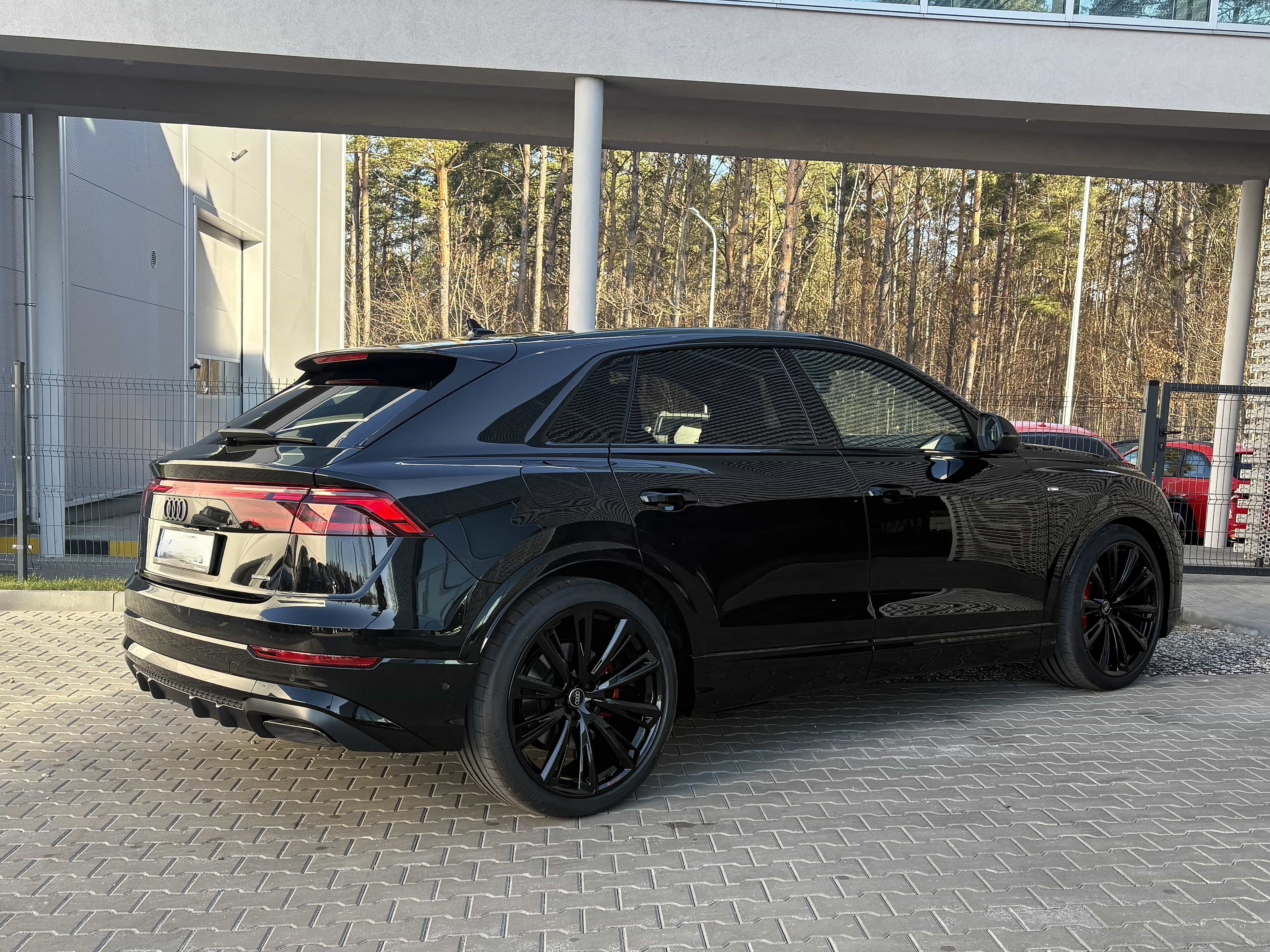 Nouveau Audi Q8 Competition 490ch TFSI e Hybride rechargeable Quattro