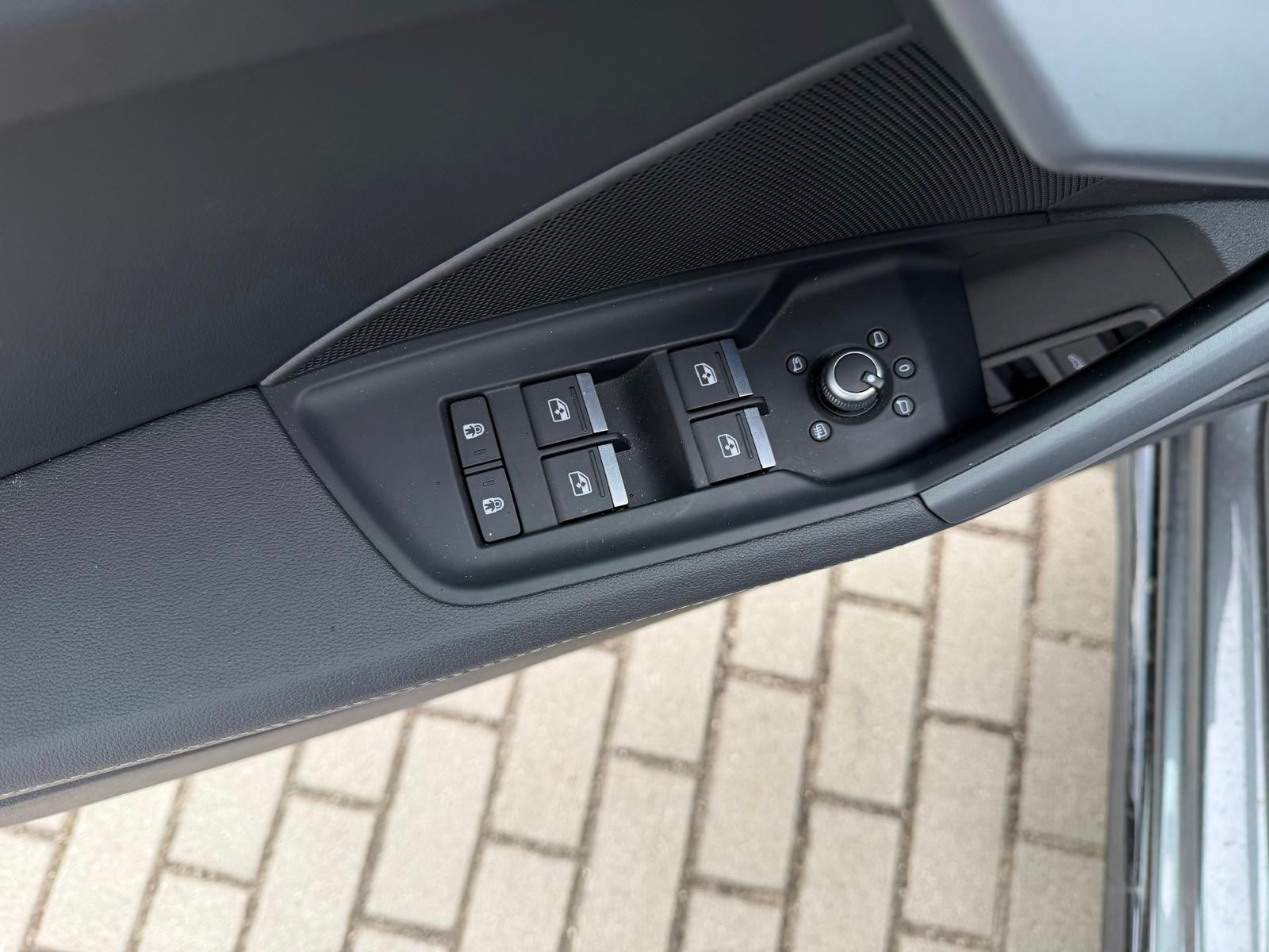 Nouvelle Audi A3 Sportback S-Line 45 Tfsie 272ch S-Tronic