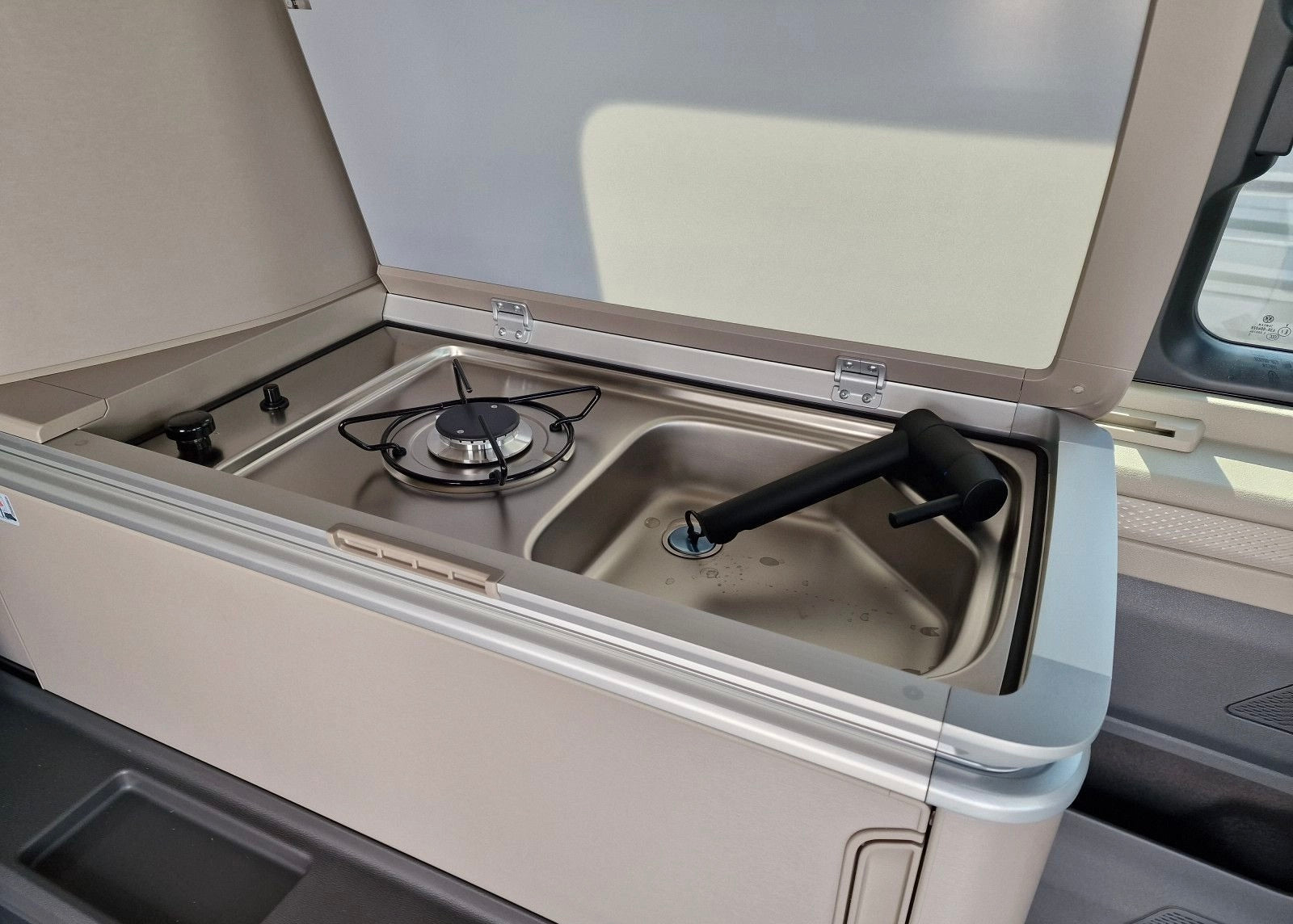 Nouveau VW T7 California Coast full options neuf -25%