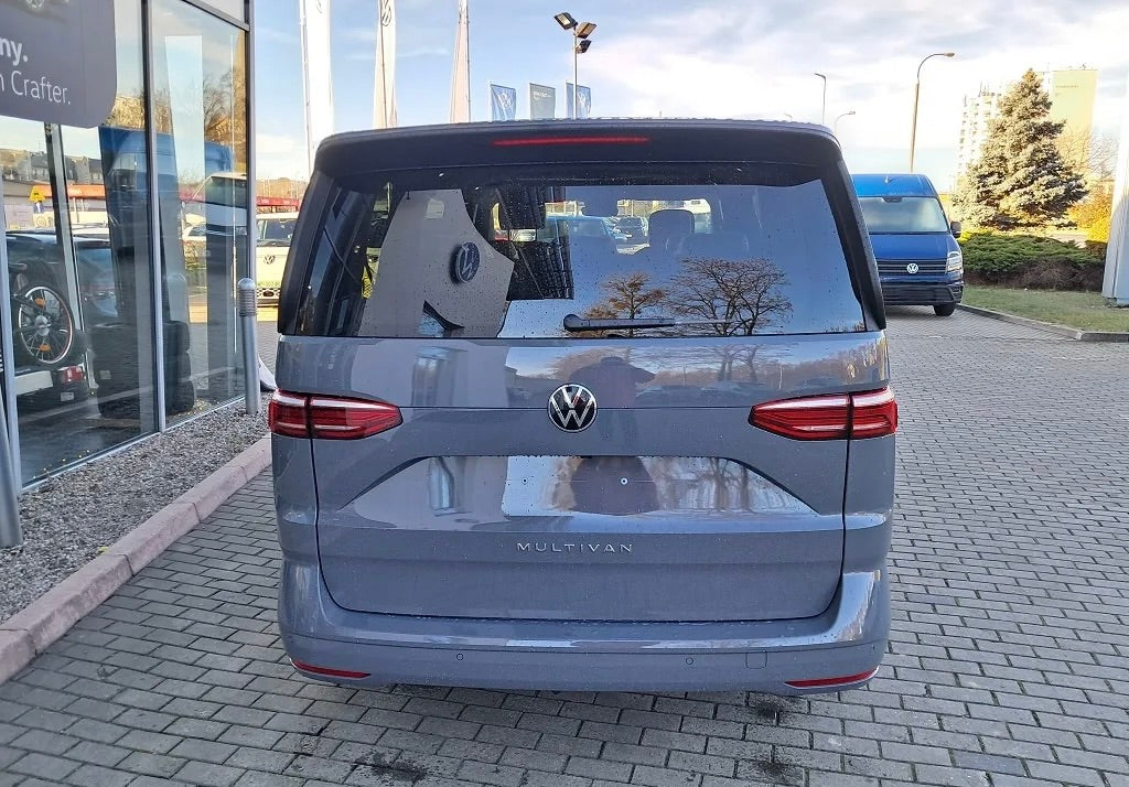 Volkswagen T7 Mutlivan Life 2.0 Tsi