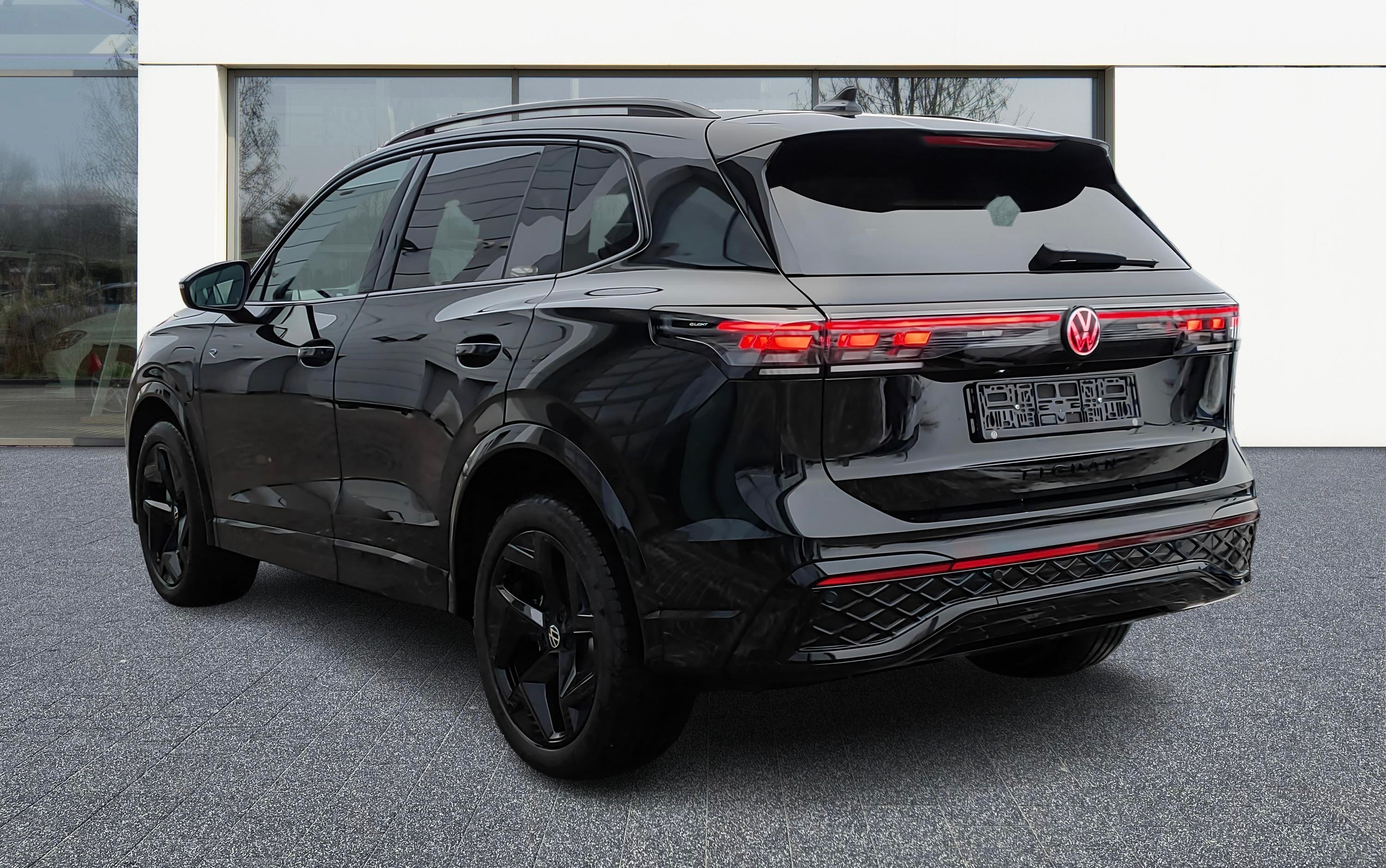 Nouveau VW Tiguan R-Line 272ch eHybrid Rechargeable neuf