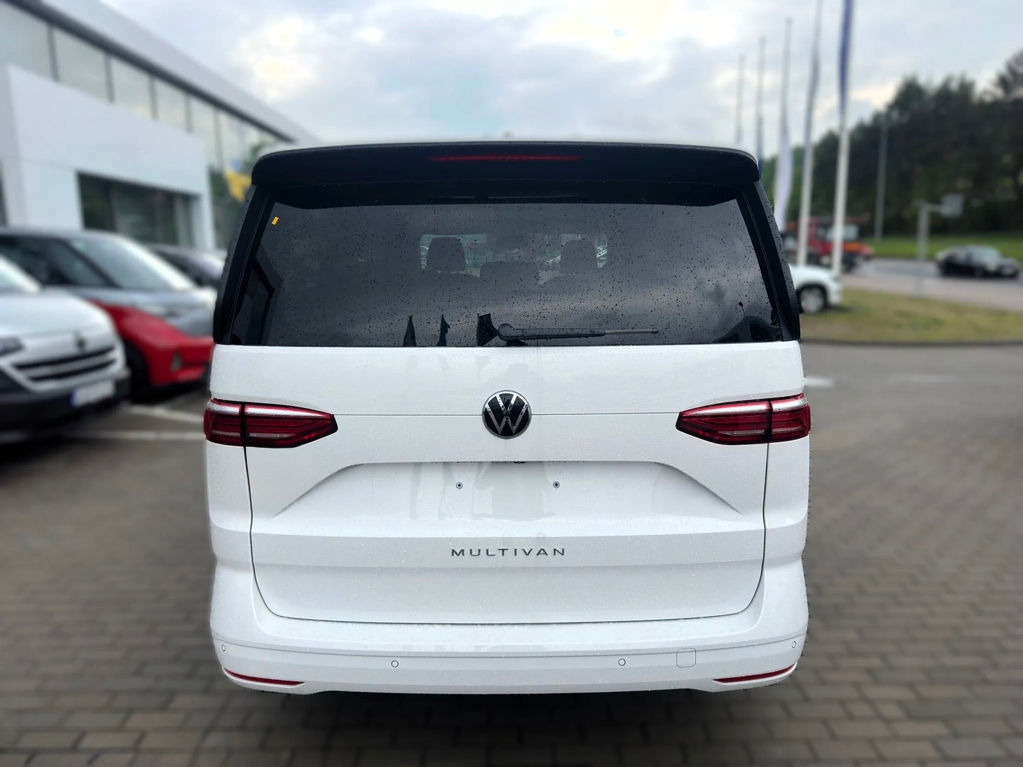 Nouveau VW T7 Multivan L2 en 8places 2.0 Tdi 150 DSG-7 sans aucun malus
