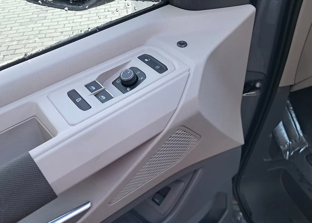 Volkswagen T7 Mutlivan Life 2.0 Tsi