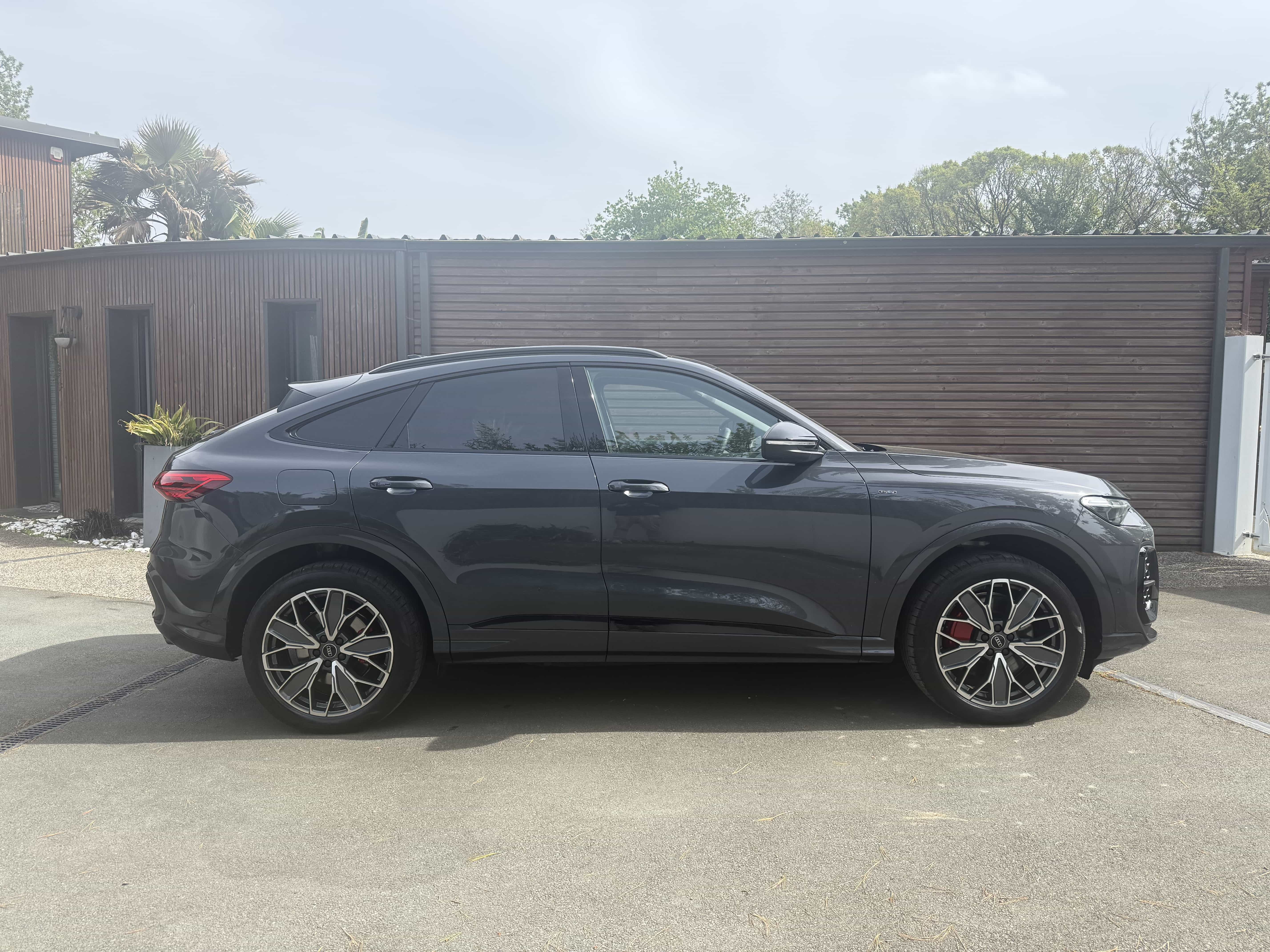 Nouvelle Audi Q5 Sportback S-Line TFSI eHybrid 299ch Quattro S-Tronic