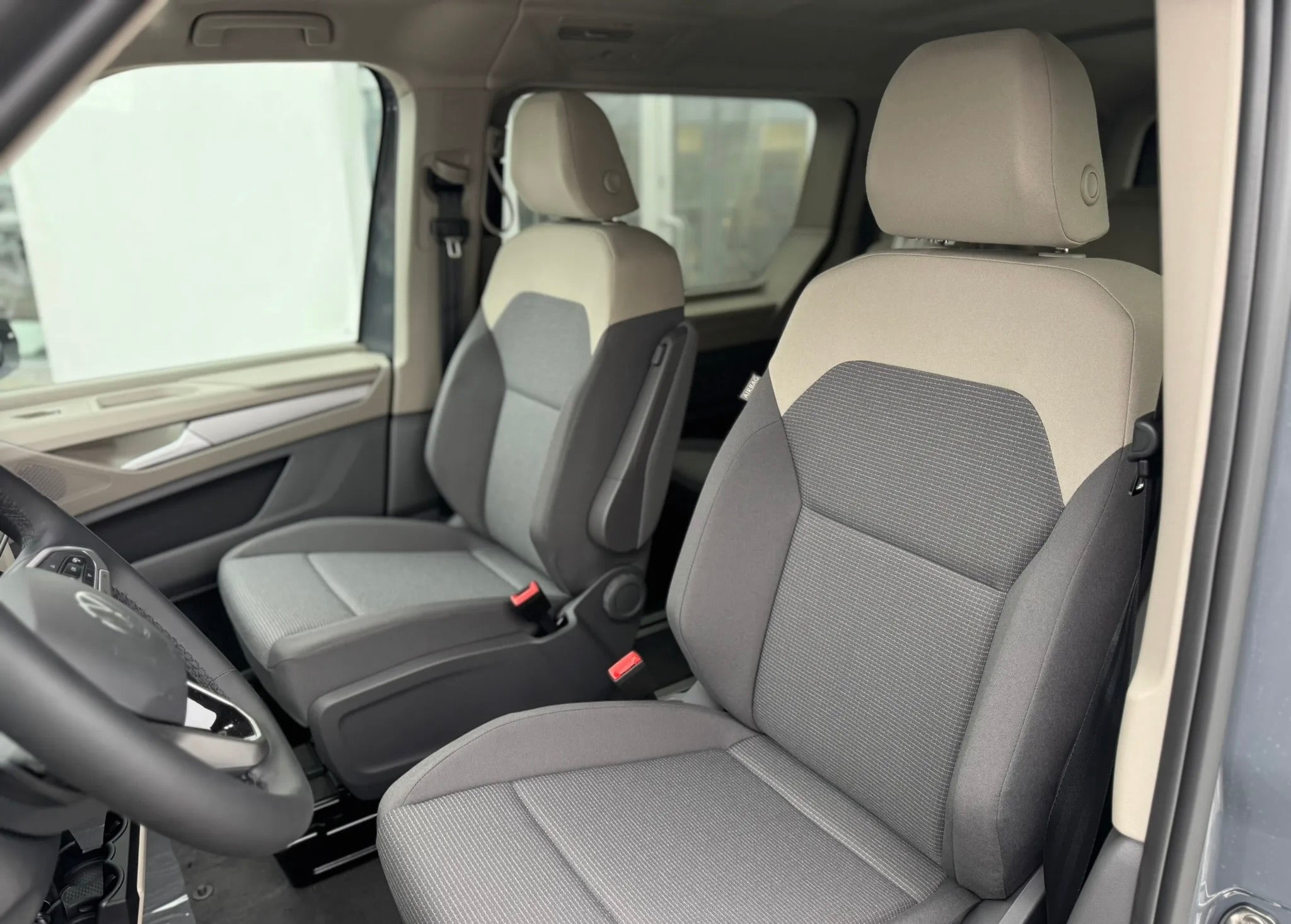 Nouveau VW T7 Multivan Family 2.0 tdi 150 DSG-7
