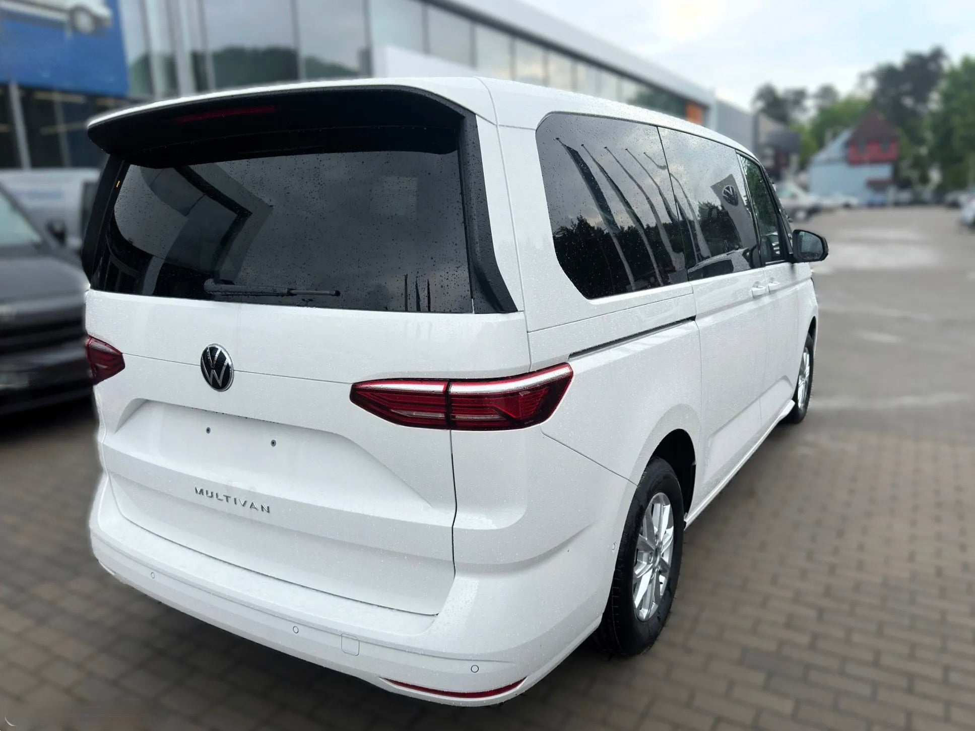 Nouveau VW T7 Multivan L2 en 8places 2.0 Tdi 150 DSG-7 sans aucun malus