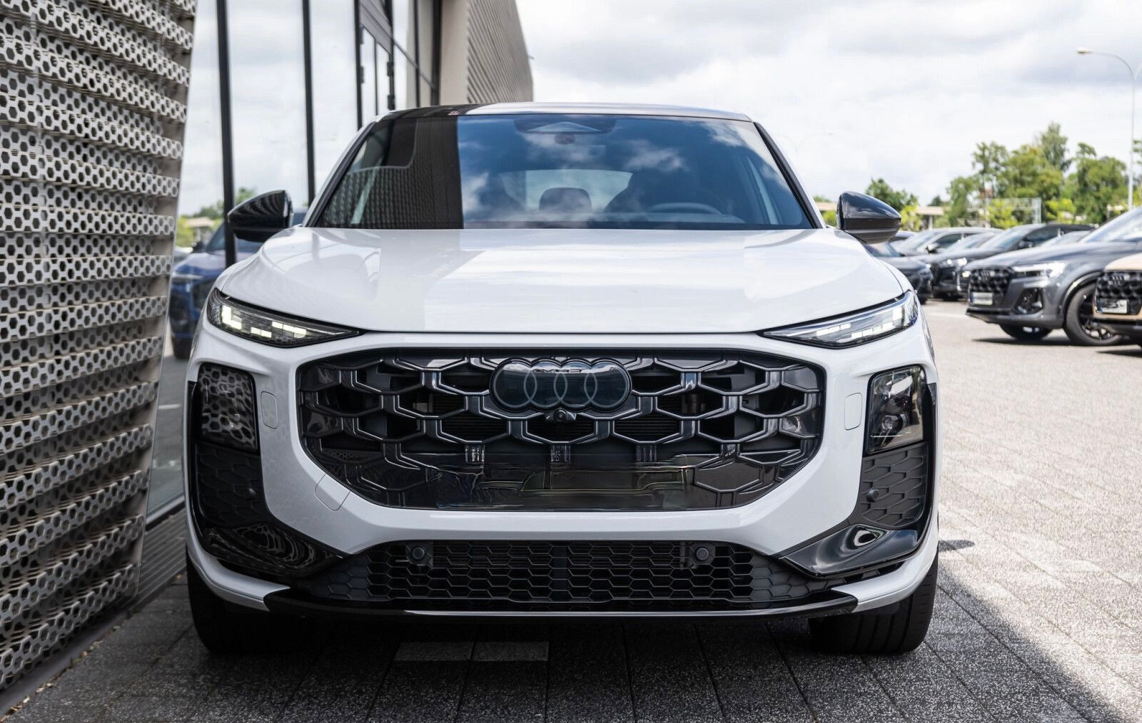 Nouveau Audi Q3 Sportback eHybrid 272ch S-Line full Options