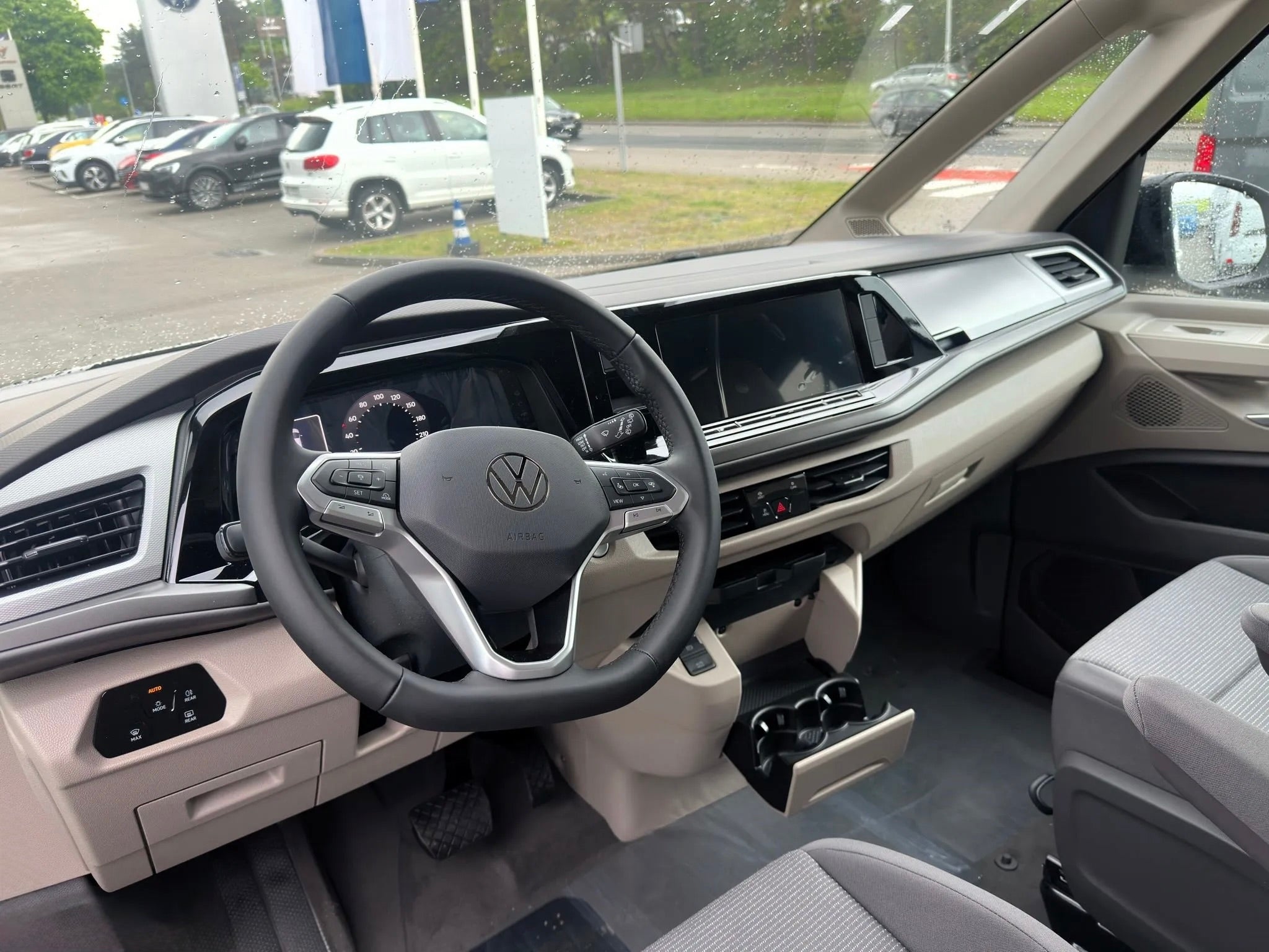 Nouveau VW T7 Multivan L2 en 8places 2.0 Tdi 150 DSG-7 sans aucun malus