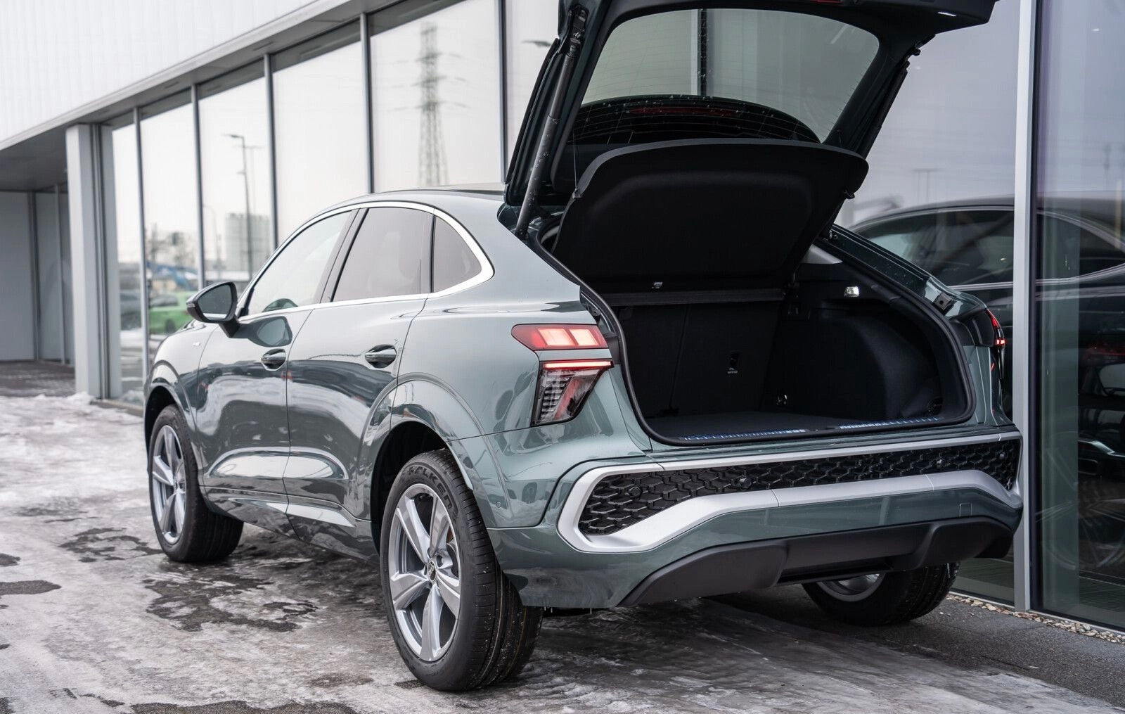 Nouveau Audi Q3 Sportback TFSI 150ch S-Tronic S-Line