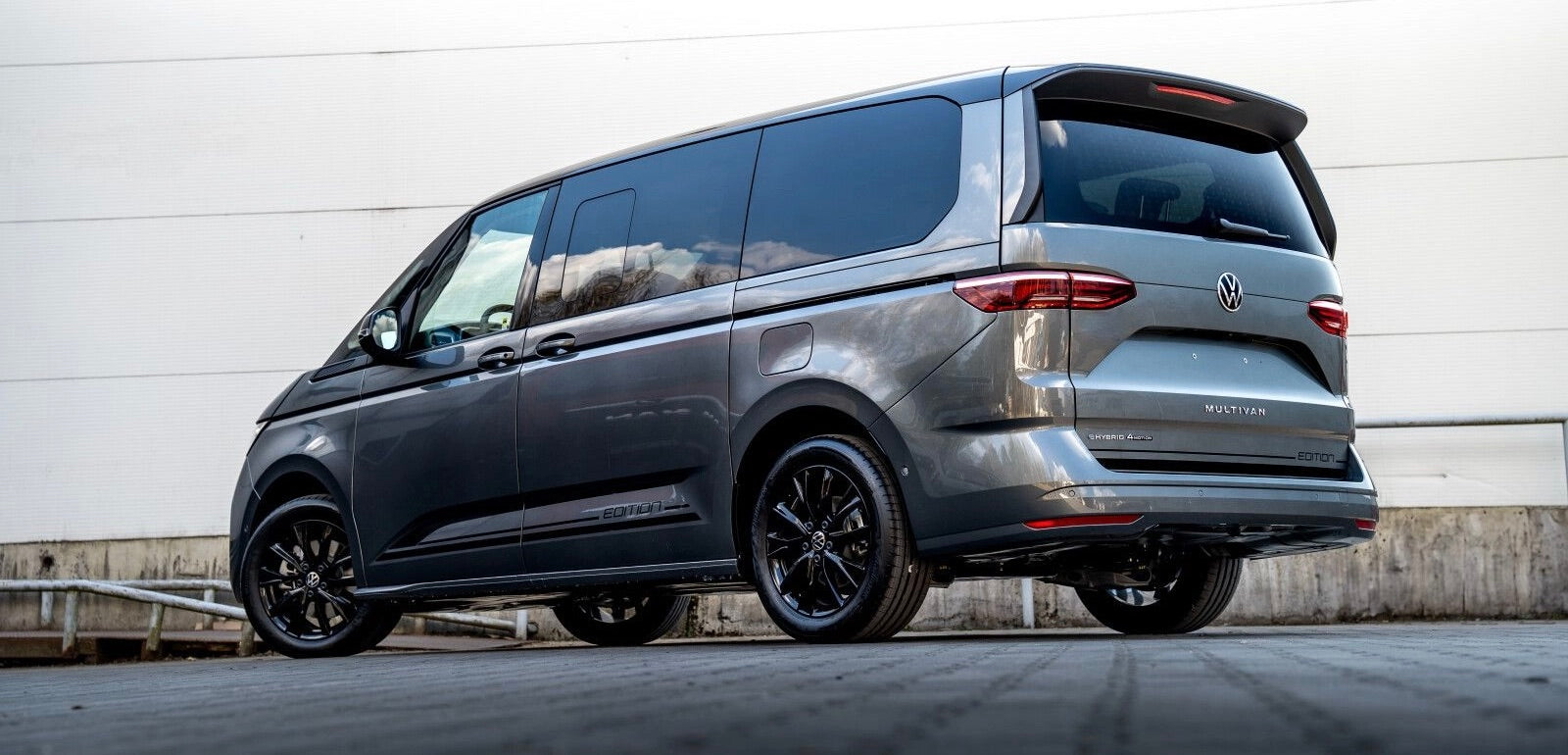 Volkswagen T7 Multivan Edition 4motion Courtierautomobile