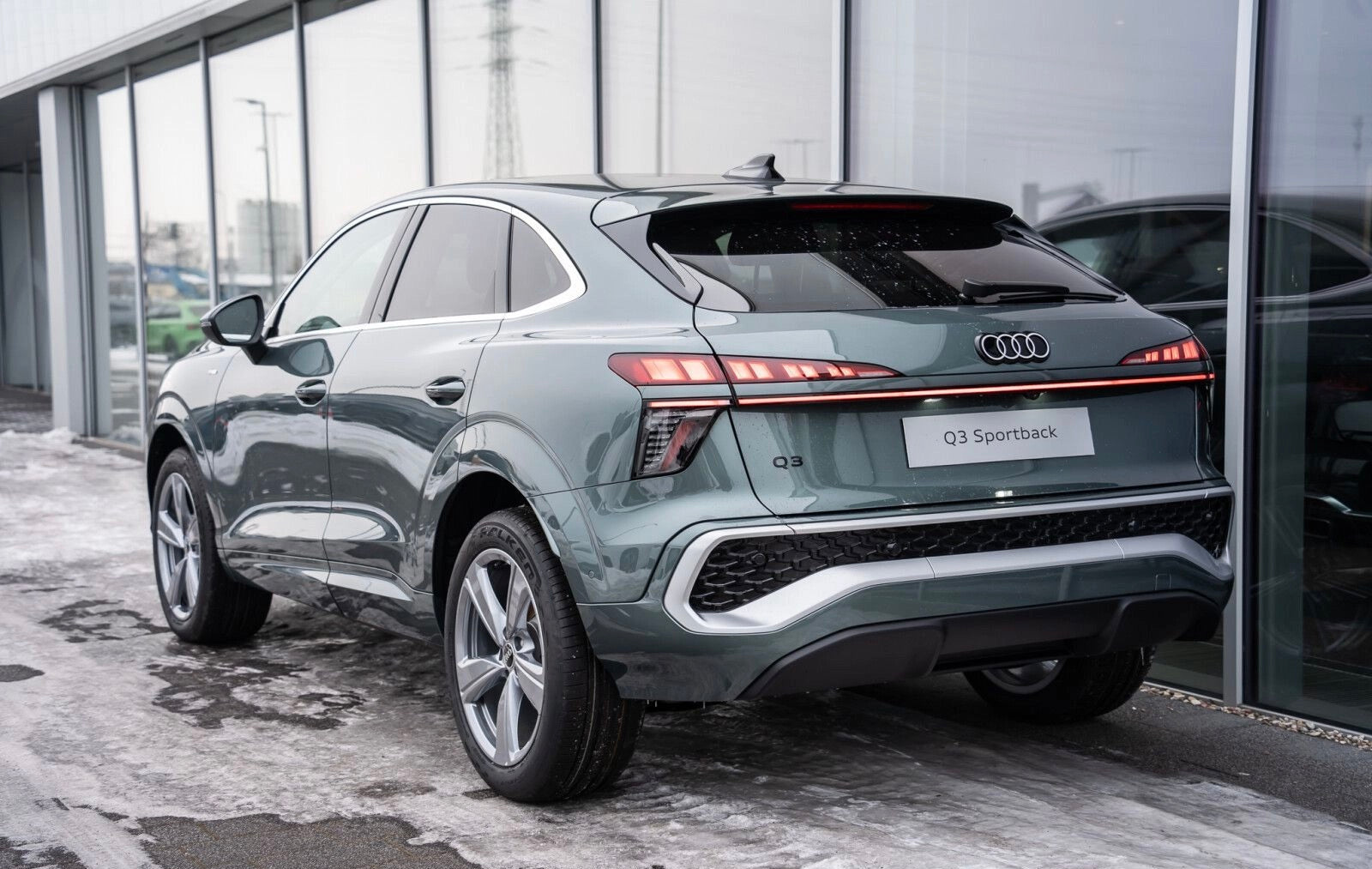Nouveau Audi Q3 Sportback TFSI 150ch S-Tronic S-Line