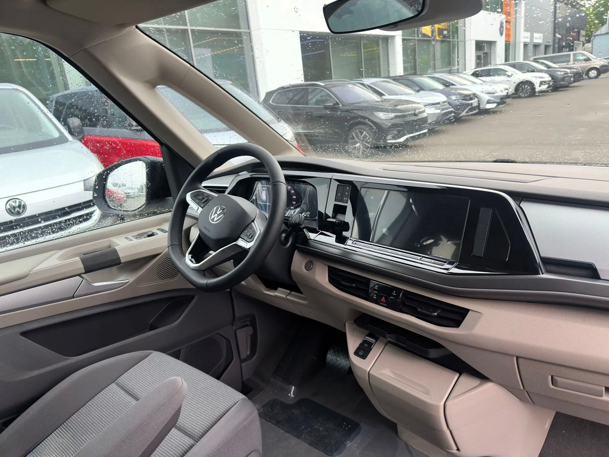 Nouveau VW T7 Multivan L2 en 8places 2.0 Tdi 150 DSG-7 sans aucun malus