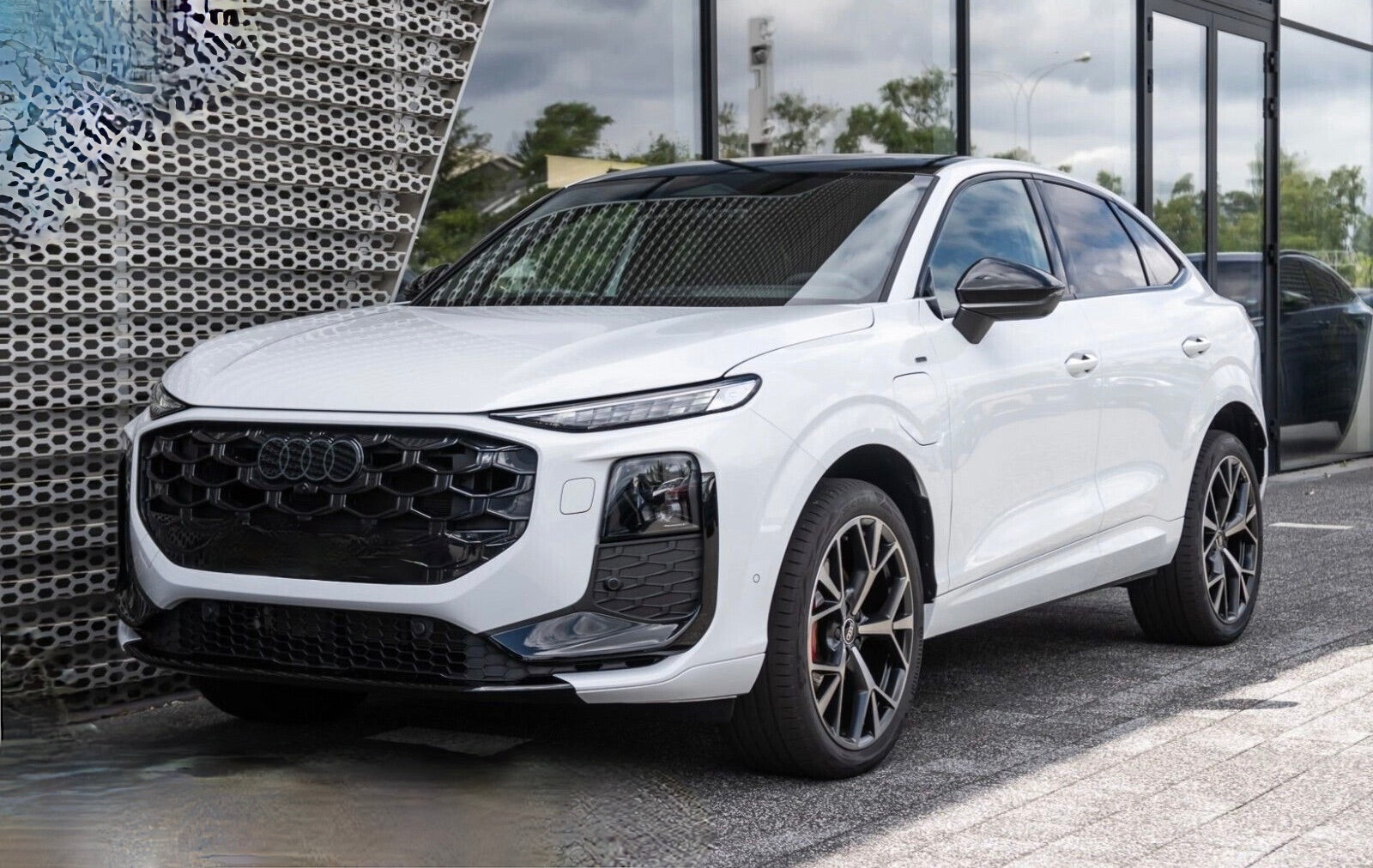 Nouveau Audi Q3 Sportback eHybrid 272ch S-Line full Options
