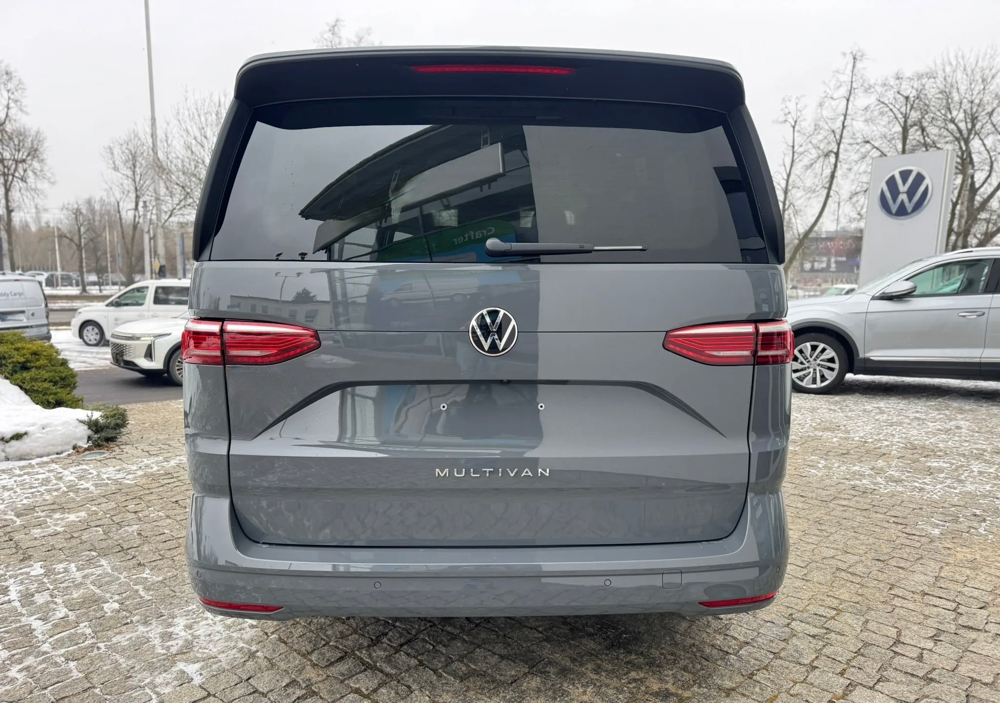 Nouveau VW T7 Multivan Family 2.0 tdi 150 DSG-7