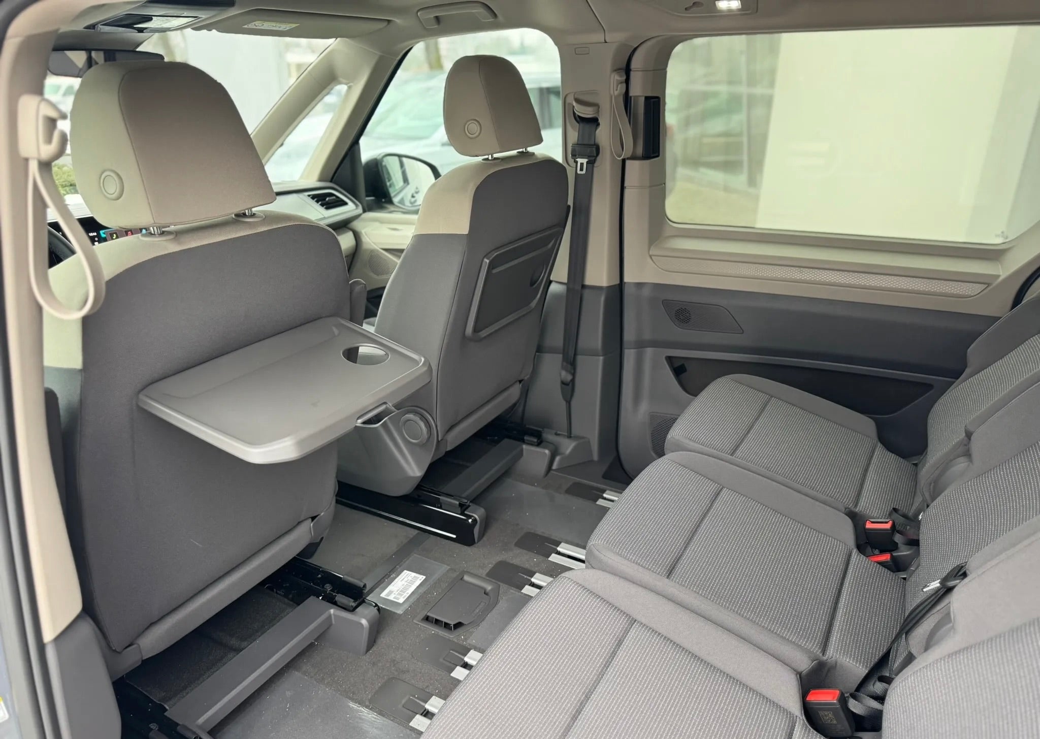 Nouveau VW T7 Multivan Family 2.0 tdi 150 DSG-7