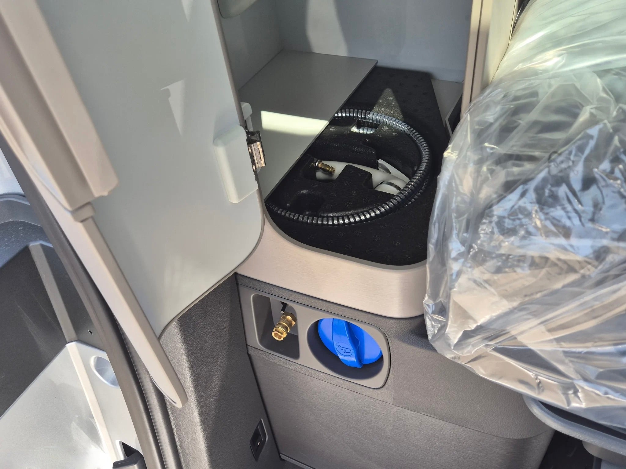 Nouveau VW T7 California Coast full options neuf -25%