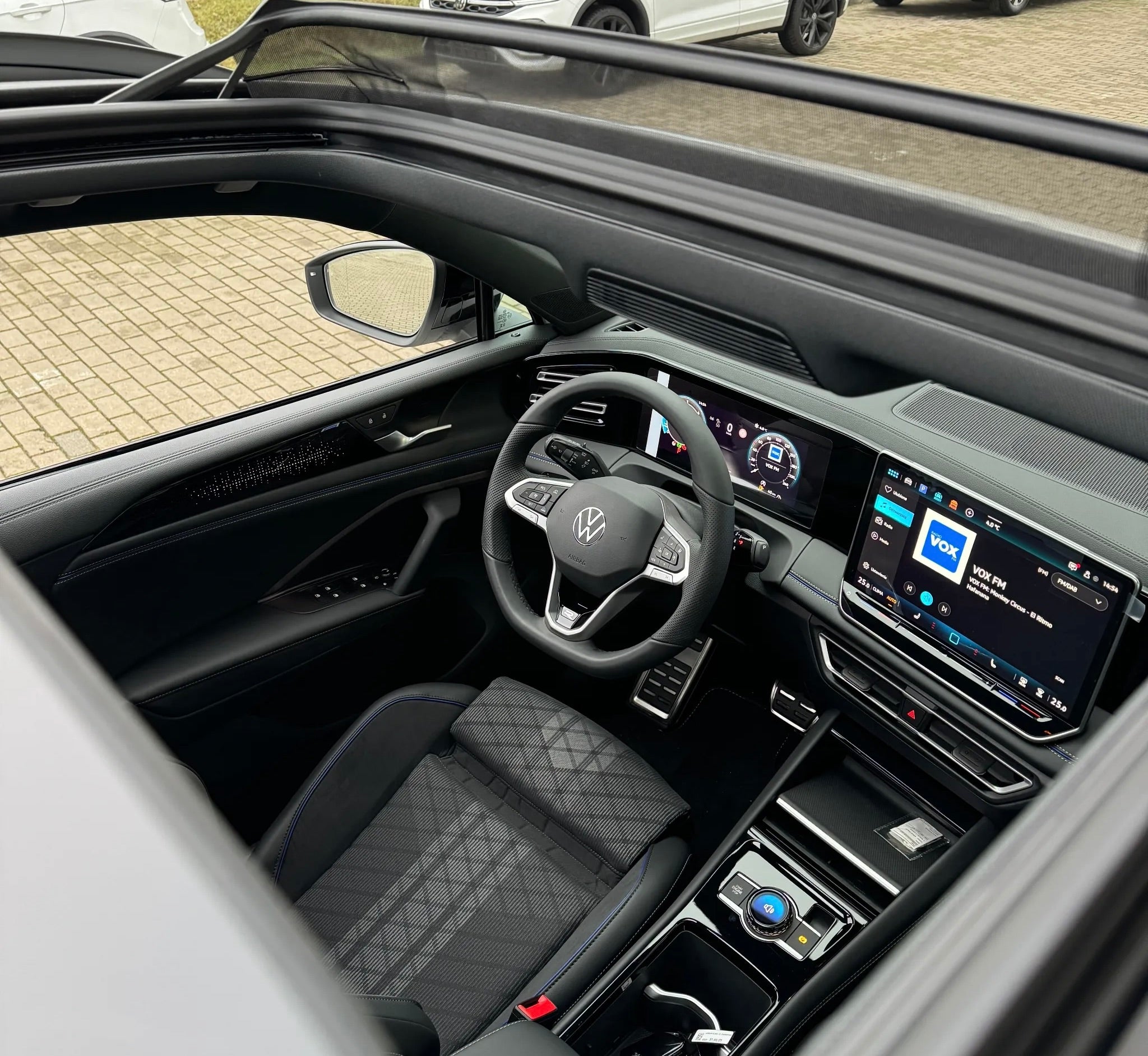 Nouveau VW Tiguan R-Line Edition eHybrid 272ch DSG