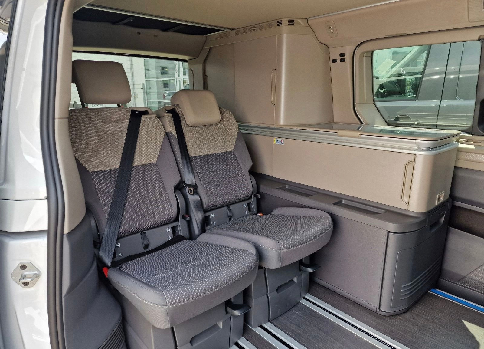 Nouveau VW T7 California Coast full options neuf -25%