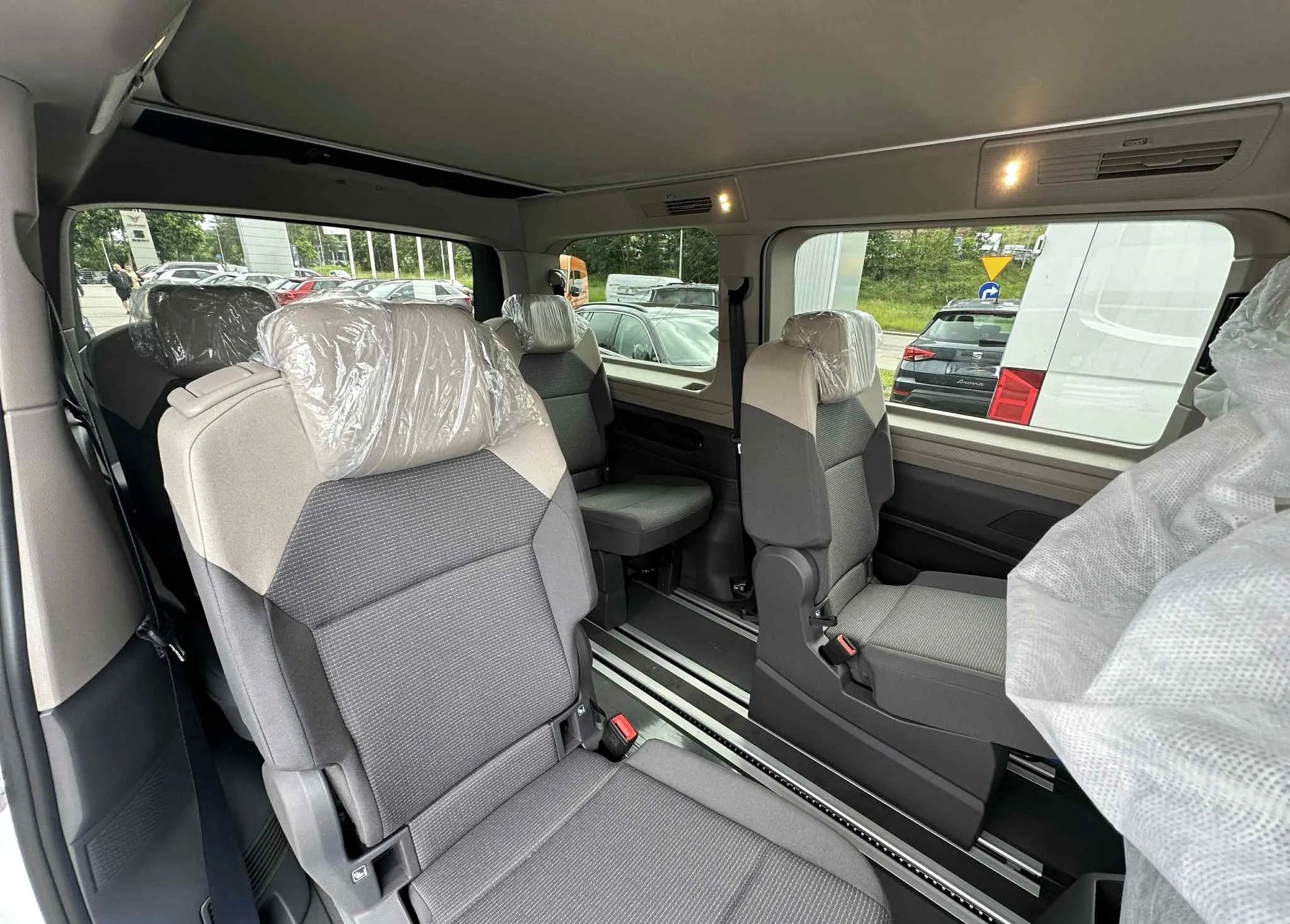 Nouveau VW T7 California Beach en 6 places Tdi 150 DSG-7