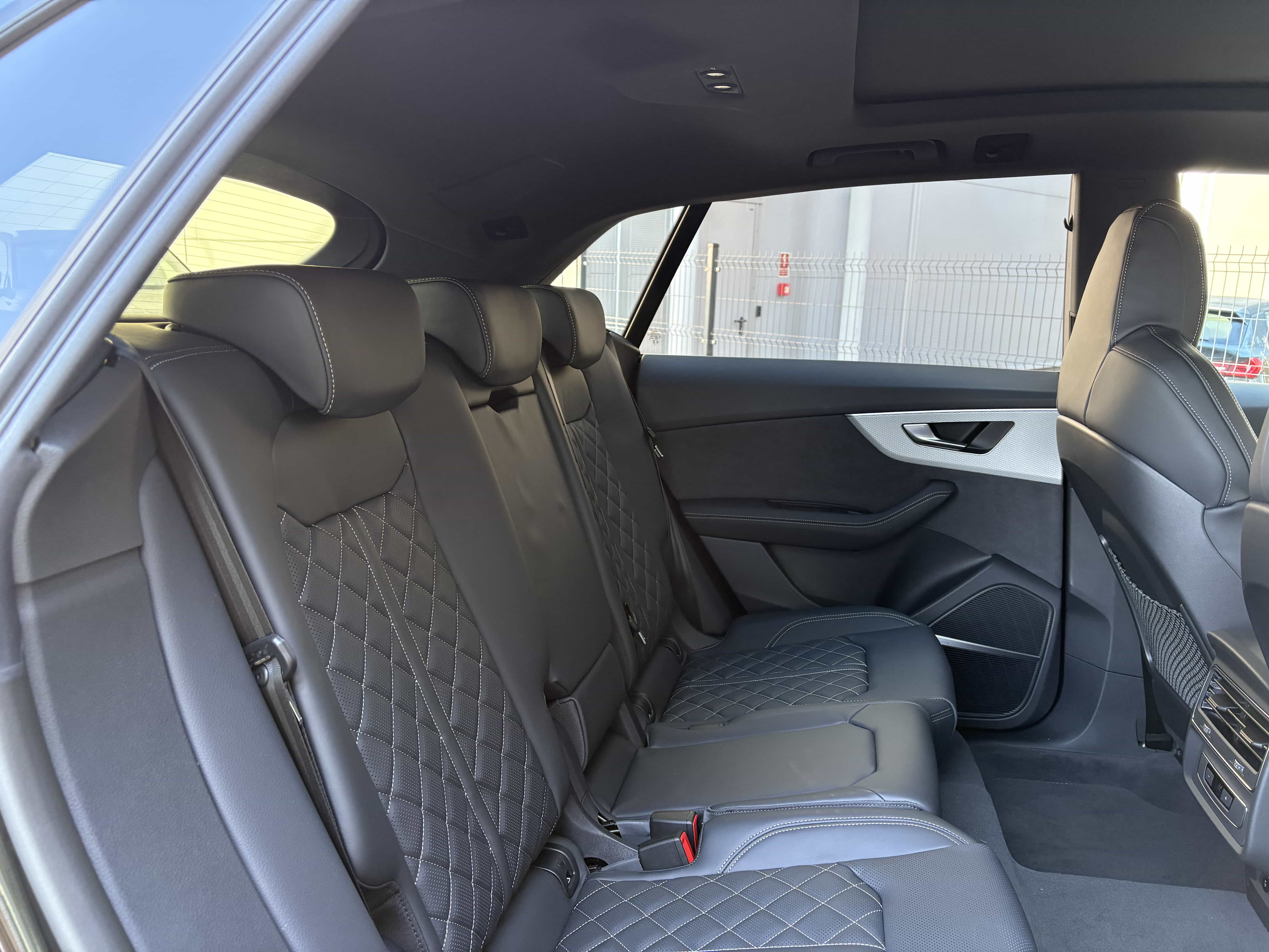 Nouveau Audi Q8 Competition 490ch TFSI e Hybride rechargeable Quattro