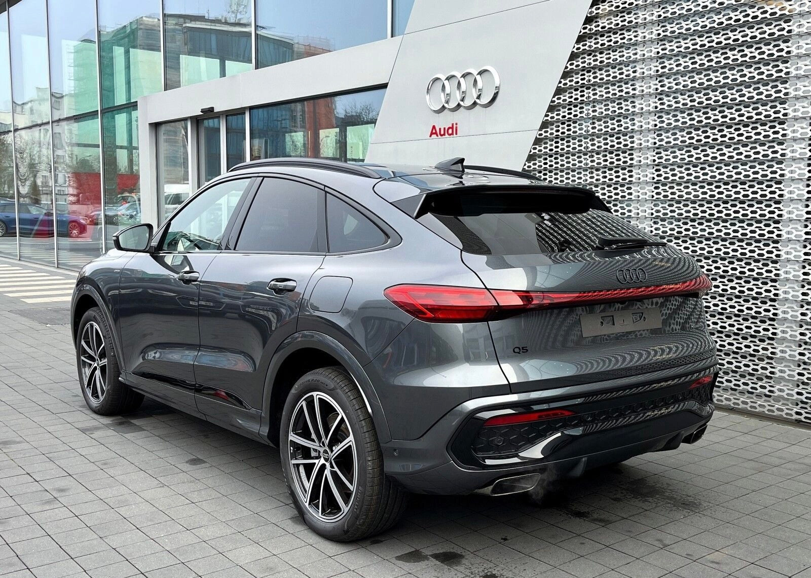 Nouveau Audi Q5 Sportback e-Hybrid Quattro 299ch S-Tronic 7