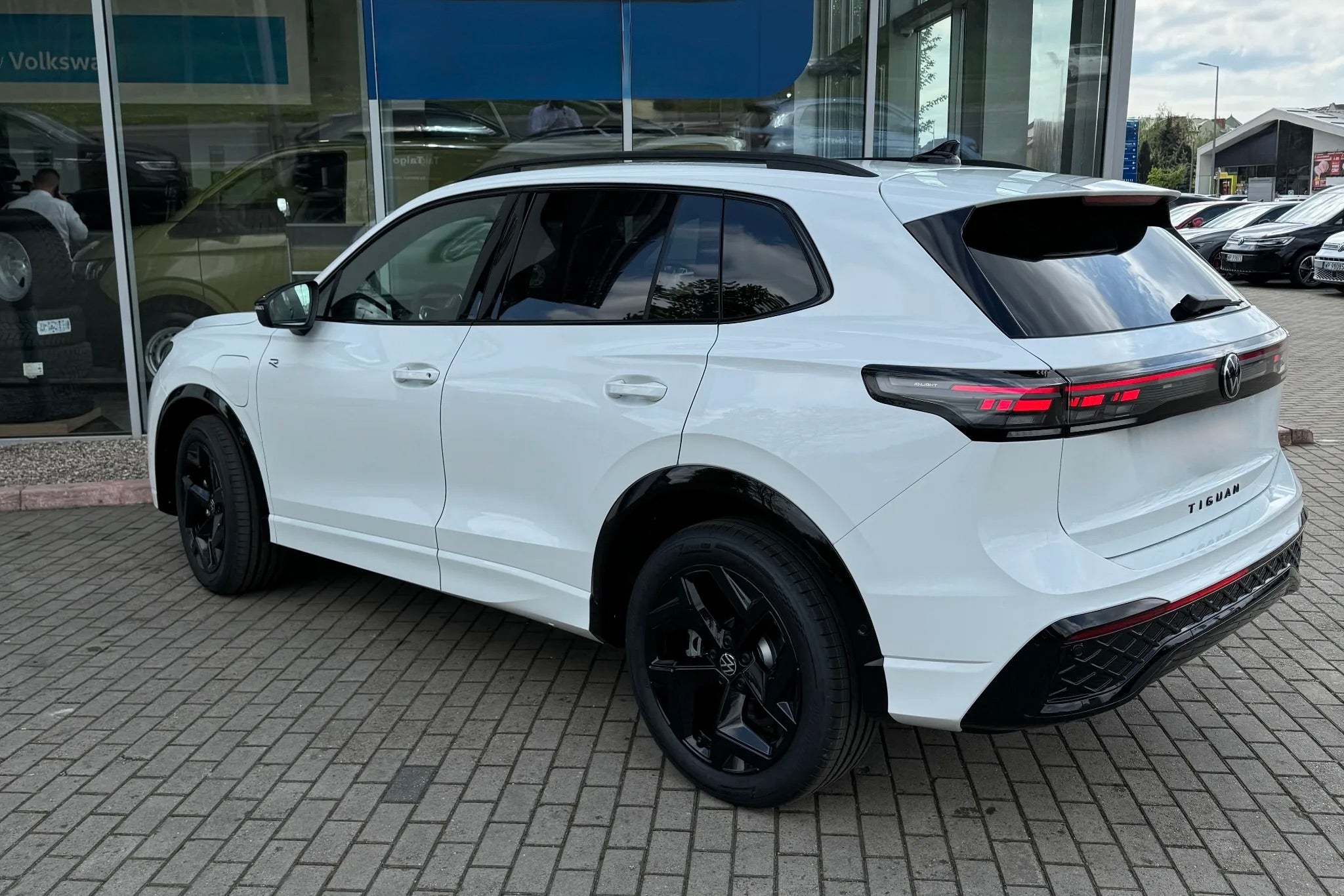 Nouveau VW Tiguan R-Line Edition eHybrid 272ch DSG