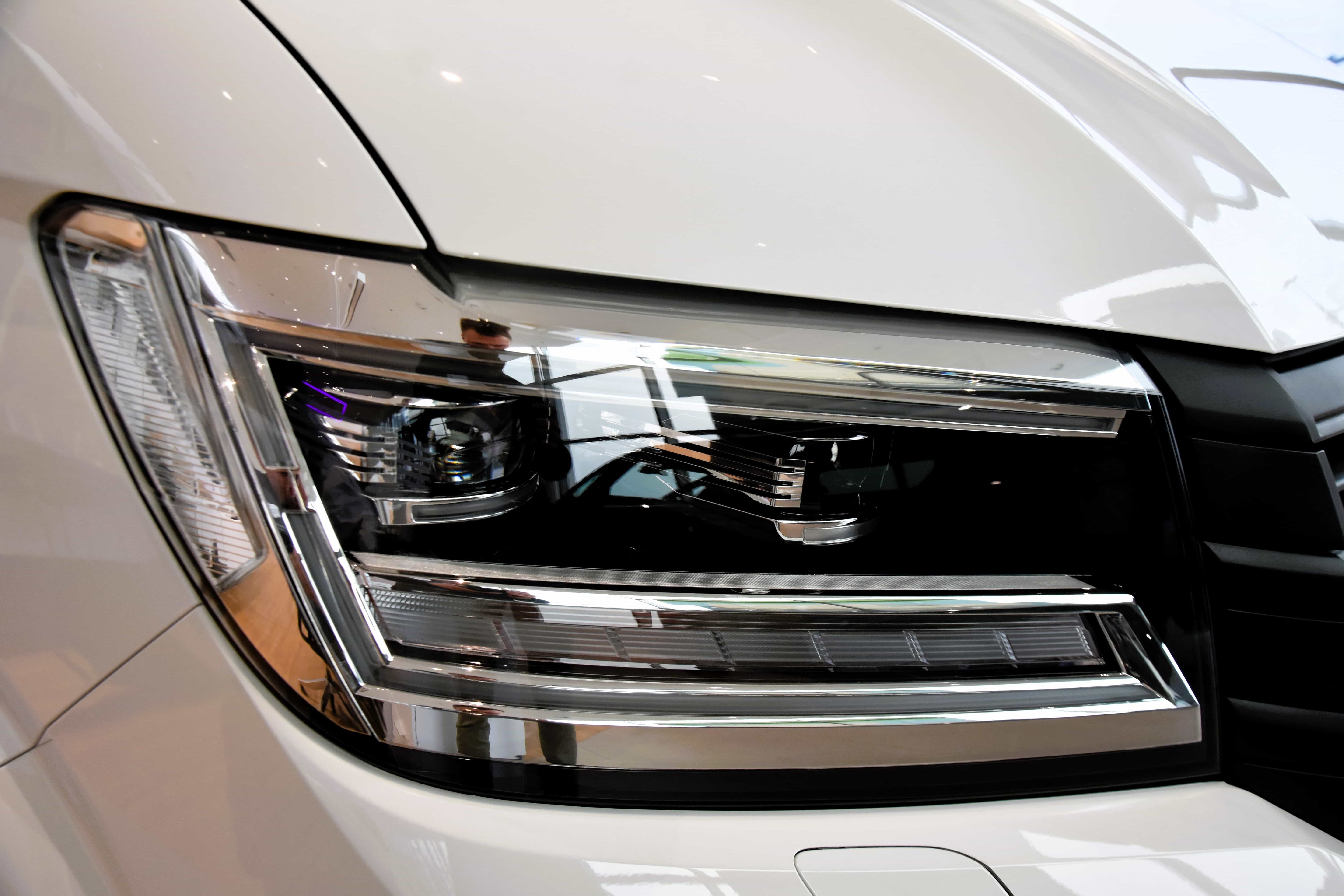 Volkswagen Crafter L2H2 Blanc en 2.0 tdi 140ch Courtierautomobile