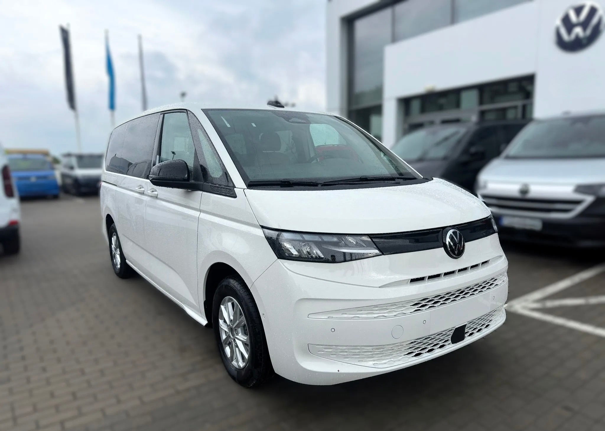 Nouveau VW T7 Multivan L2 en 8places 2.0 Tdi 150 DSG-7 sans aucun malus
