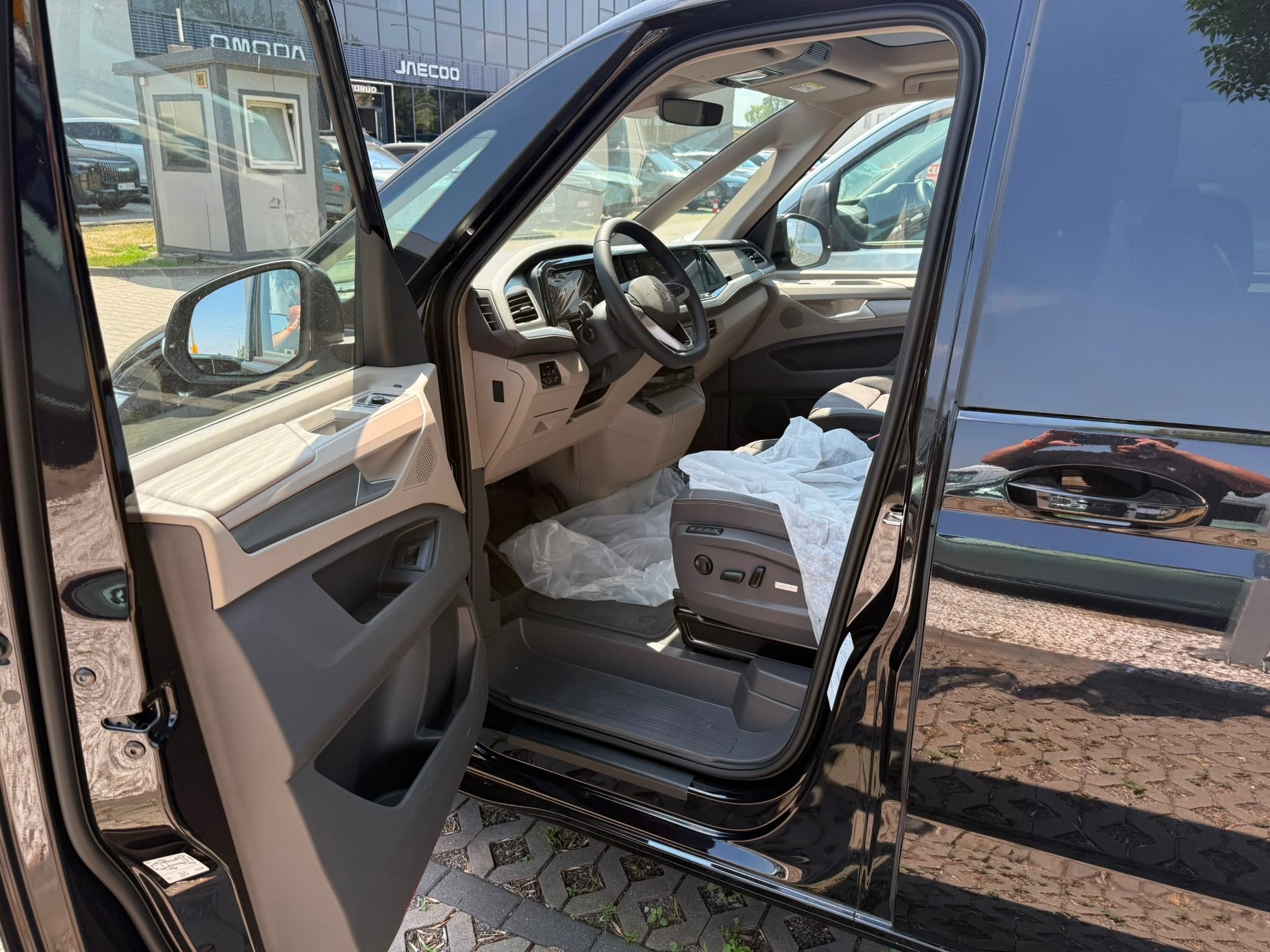 VW T7 Multivan Full options 2.0 tdi 150 DSG-7 sans aucun malus