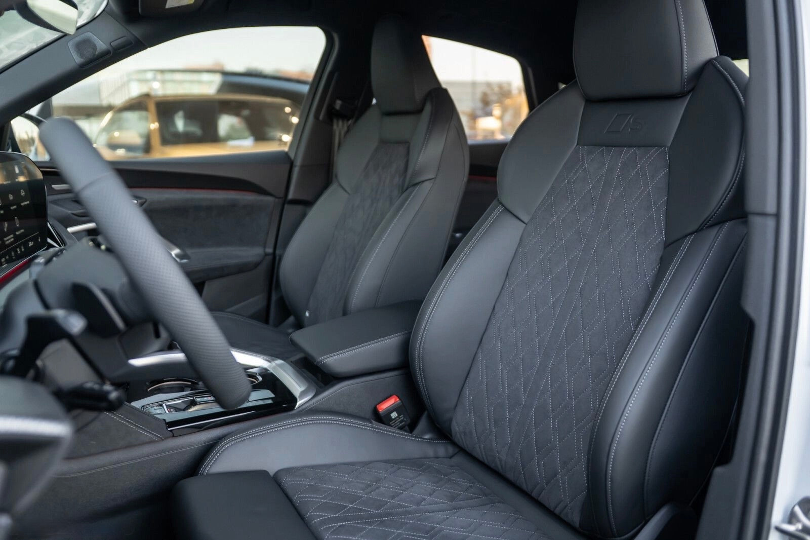 Nouvelle Audi Q5 Sportback eHybrid 299ch Quattro S-Tronic