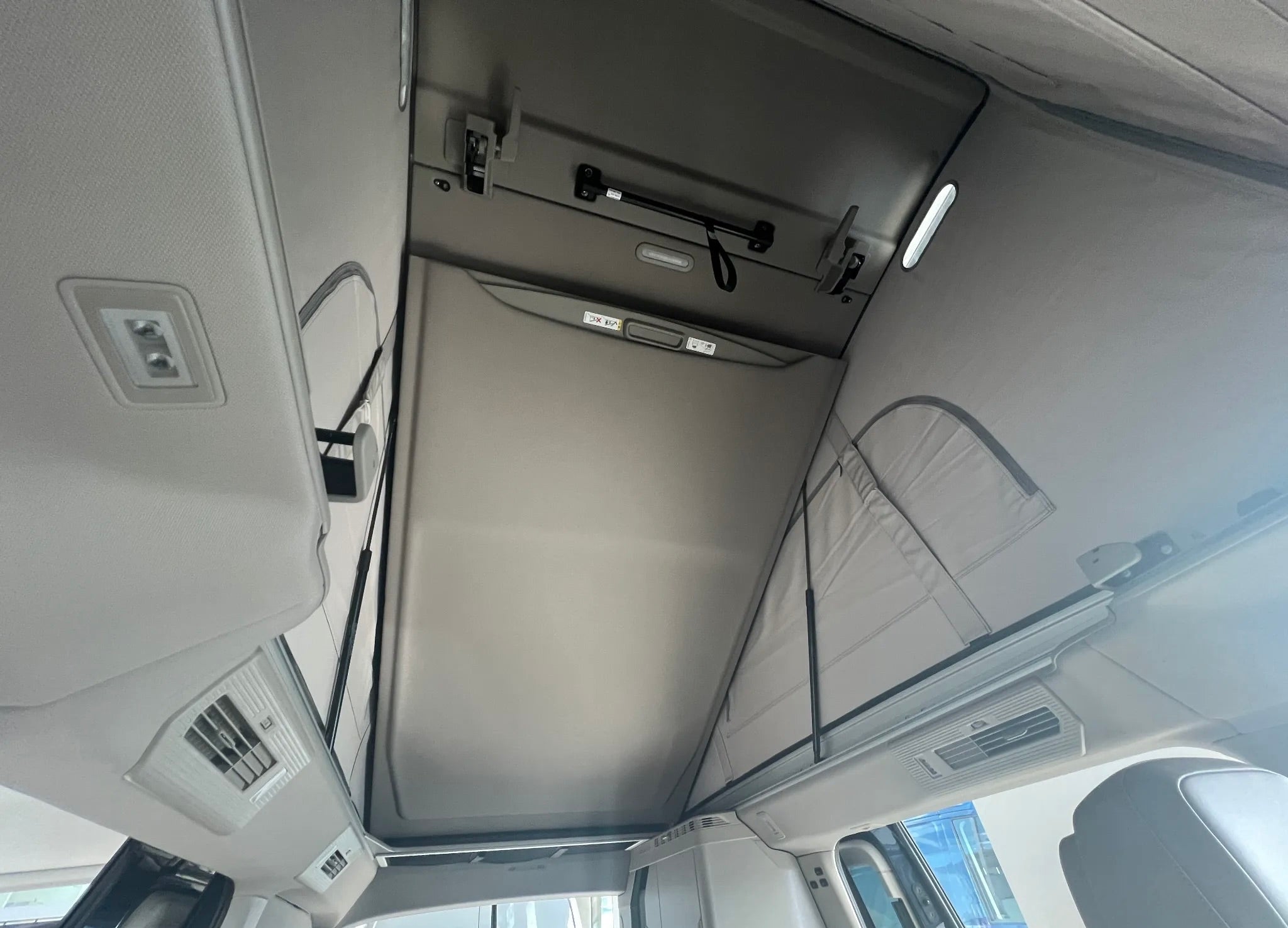 VW T7 California Coast 2.0 Tdi 150 DSG-7