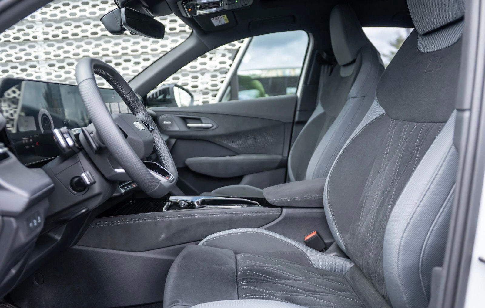 Nouveau Audi Q3 Sportback eHybrid 272ch S-Line full Options