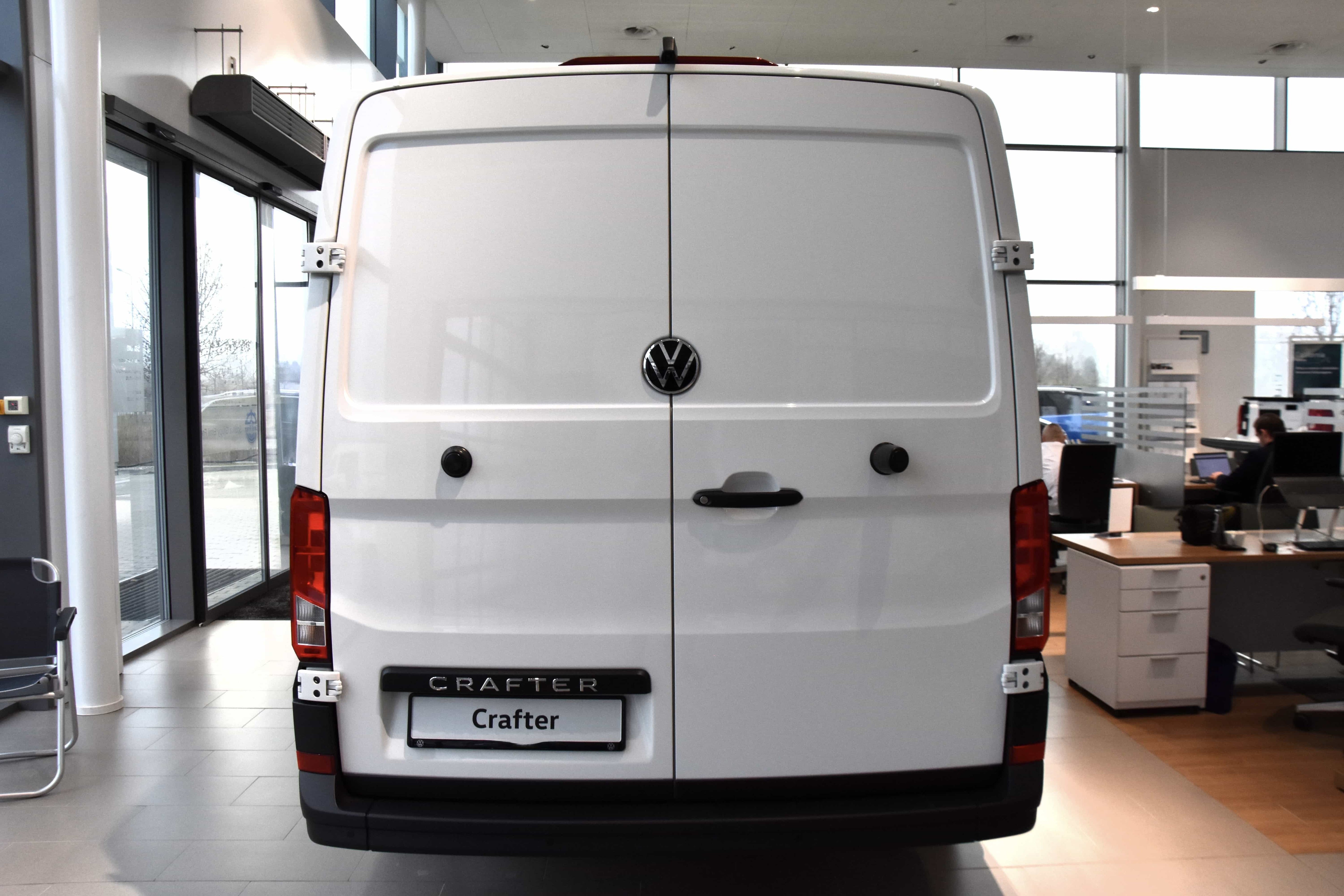 Volkswagen Crafter L2H2 Blanc en 2.0 tdi 140ch Courtierautomobile