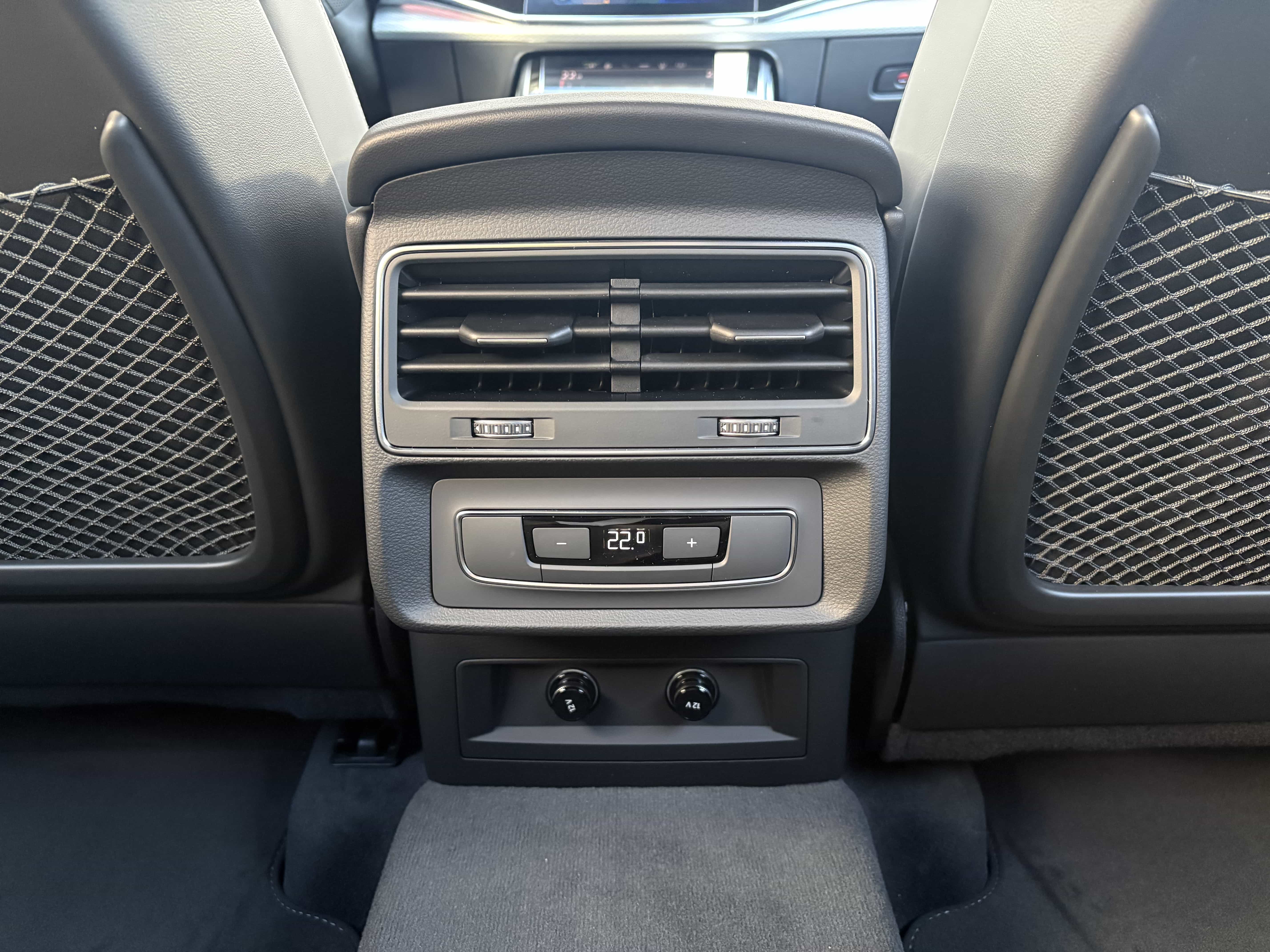 Nouveau Audi Q8 Competition 490ch TFSI e Hybride rechargeable Quattro