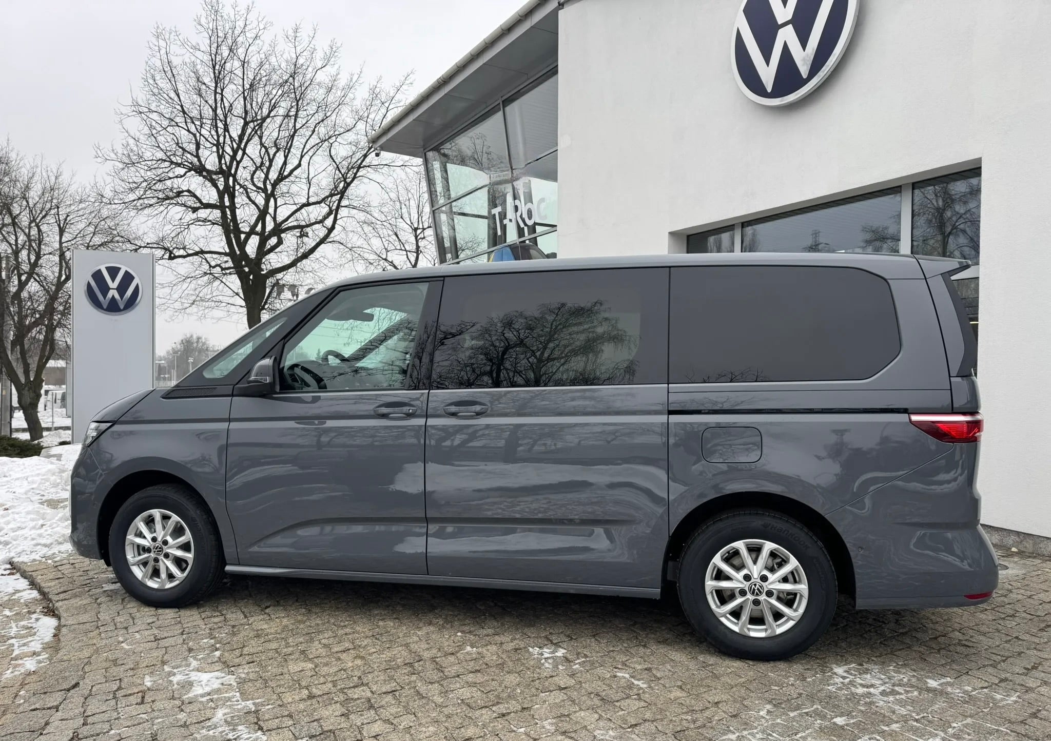Nouveau VW T7 Multivan Family 2.0 tdi 150 DSG-7