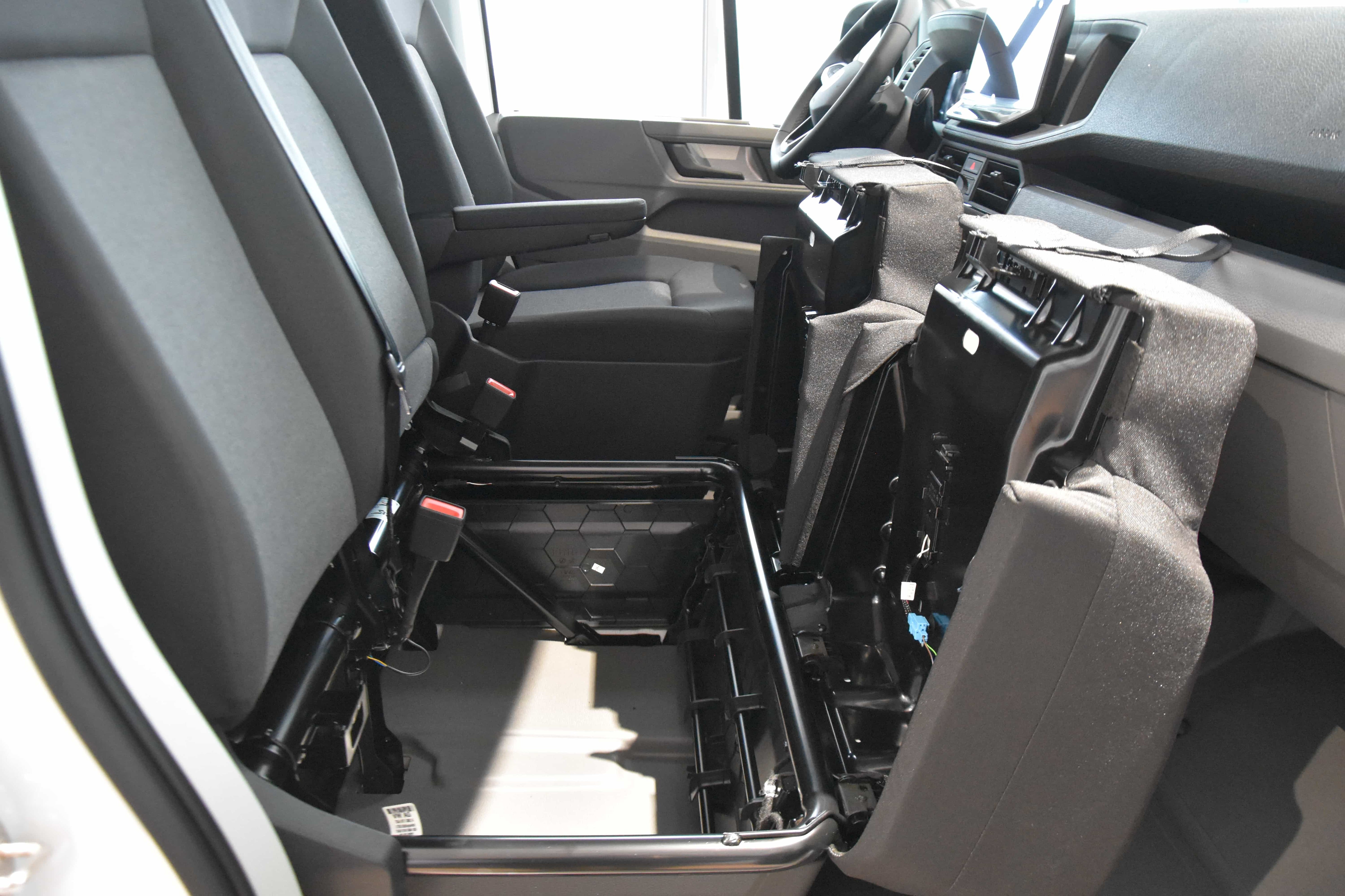 Volkswagen Crafter L2H2 Blanc en 2.0 tdi 140ch Courtierautomobile